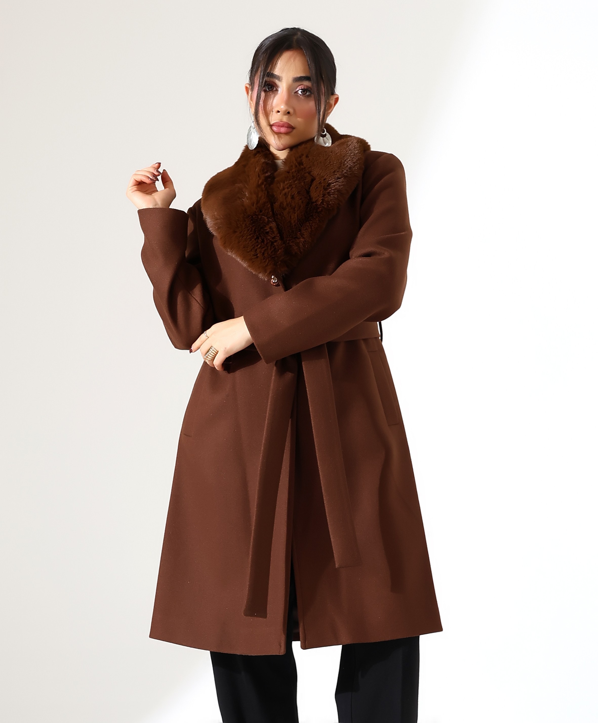 Kürk Yaka Kısa Kaşe Kaban