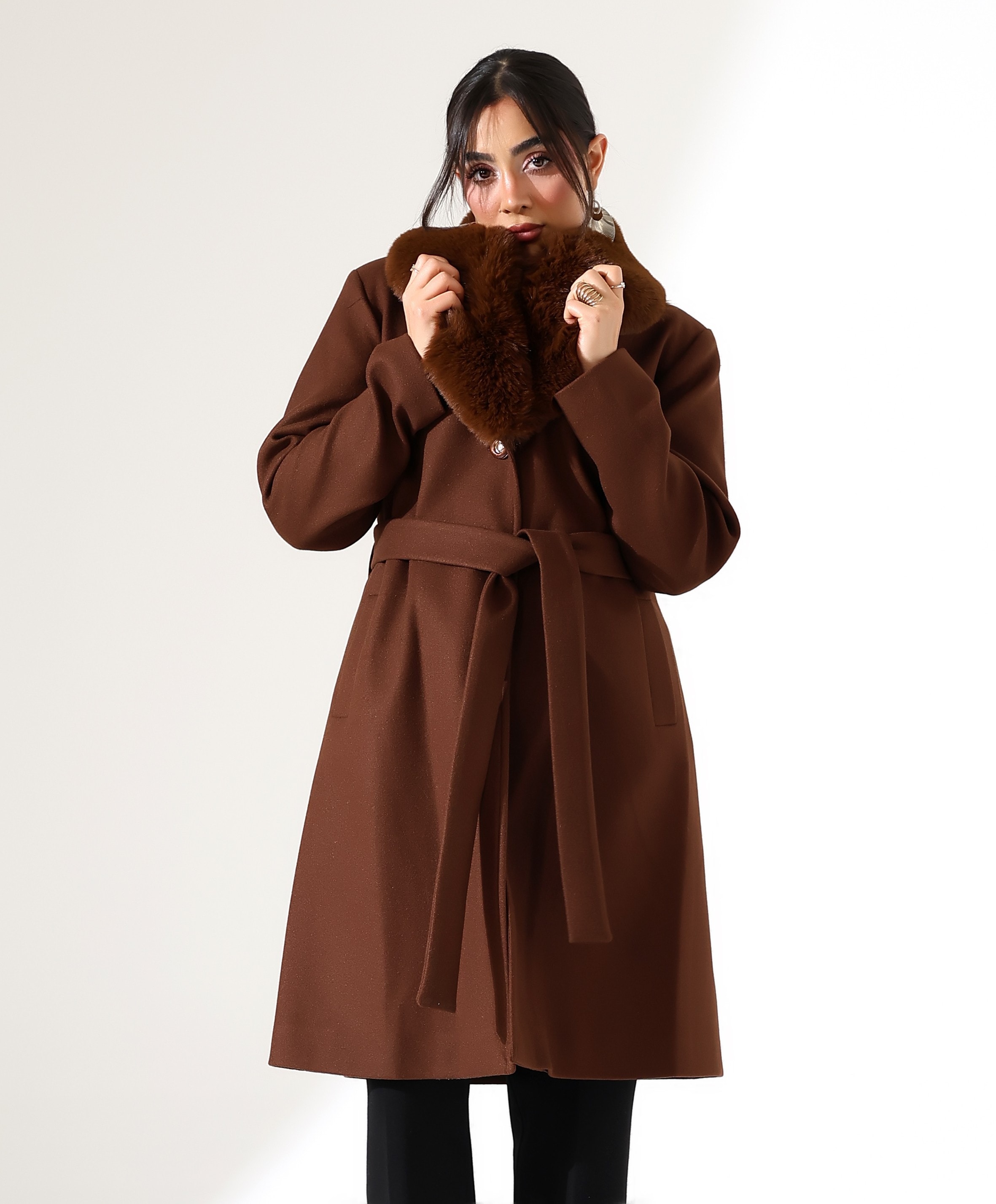 Kürk Yaka Kısa Kaşe Kaban