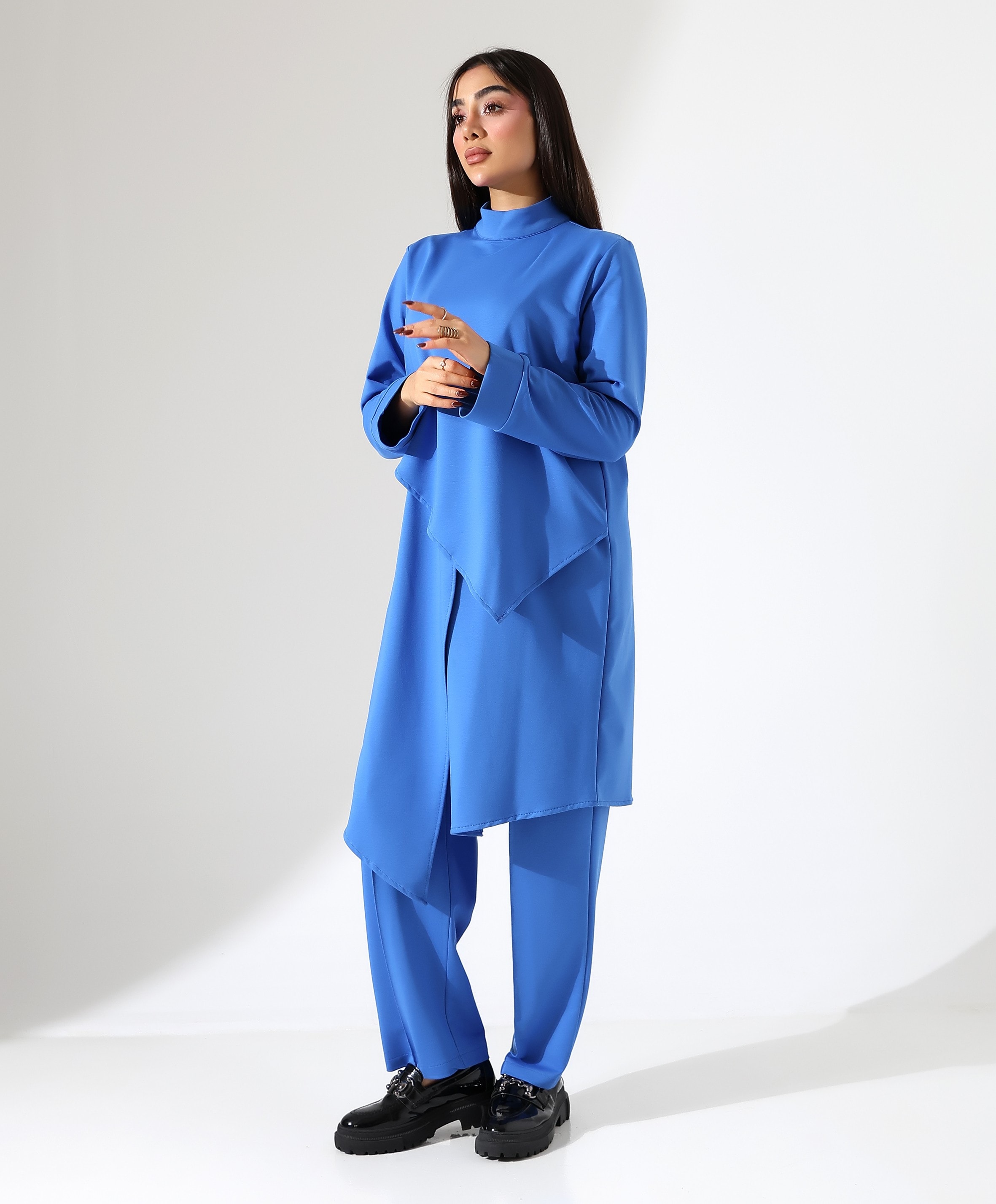 Asimetrik Boğazlı Pamuk İki Parça Takım