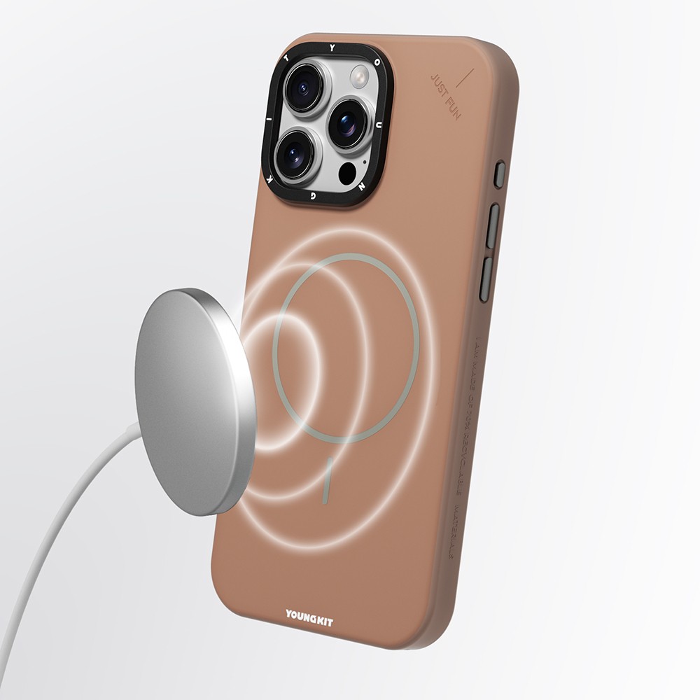 Apple iPhone 15 Pro Max Kılıf M-safe Şarj Özellikli Youngkit Dynamag Serisi Kapak
