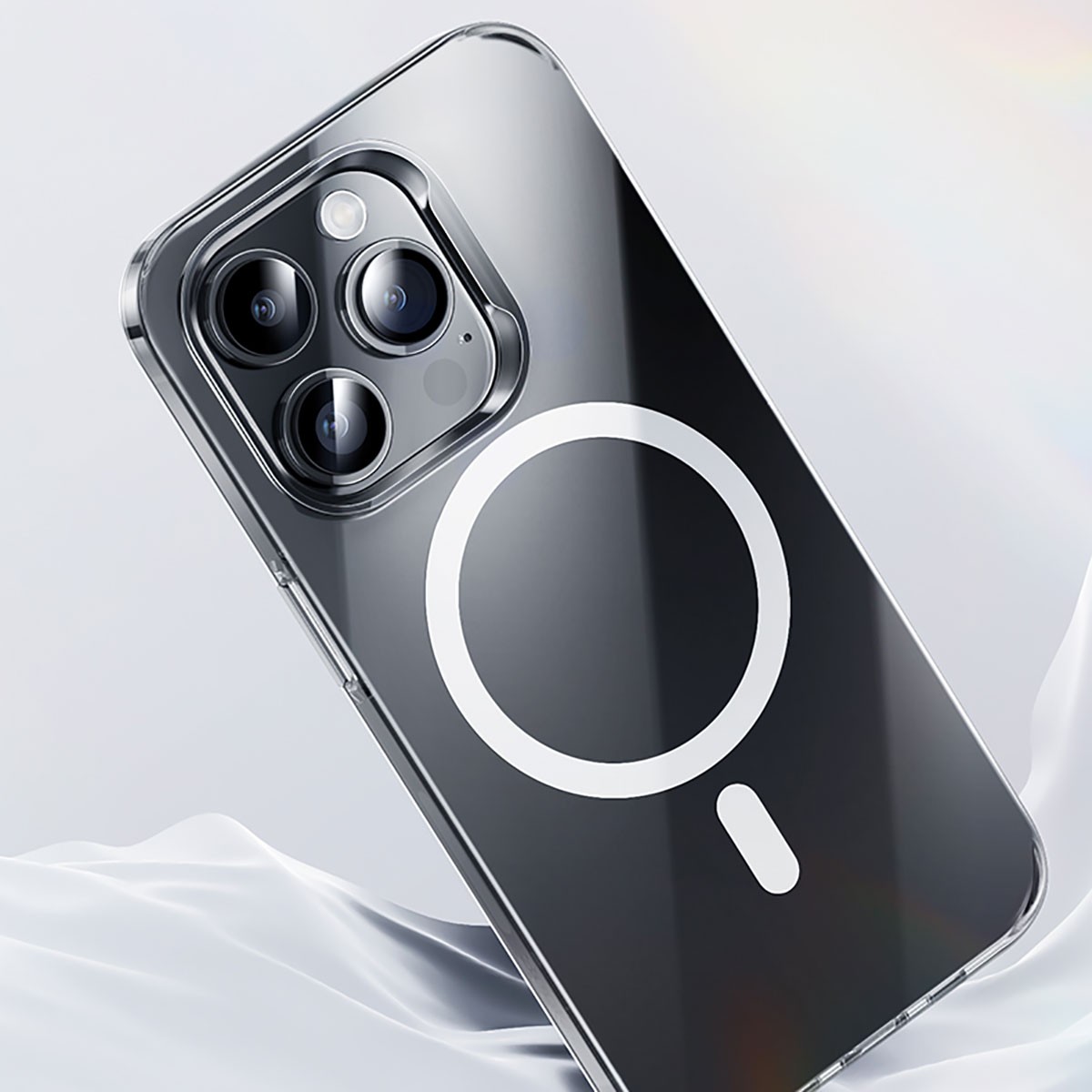 iPhone 15 Pro Max Kılıf Magsafe Şarj Özellikli Benks ​​​​​​Crystal Serisi Şeffaf Kılıf