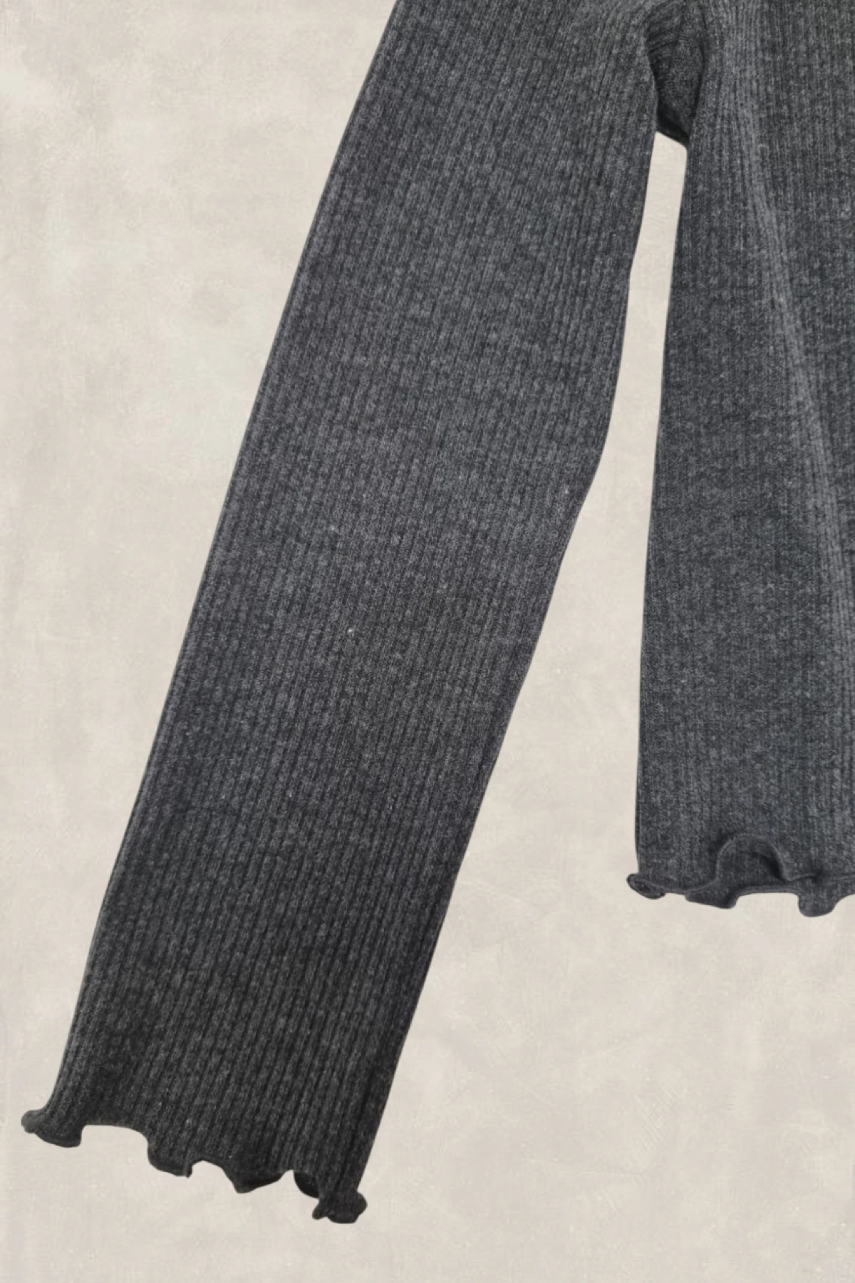 Kikka Basics-Omzu Fırfırlı Uzun Kollu T-shirt