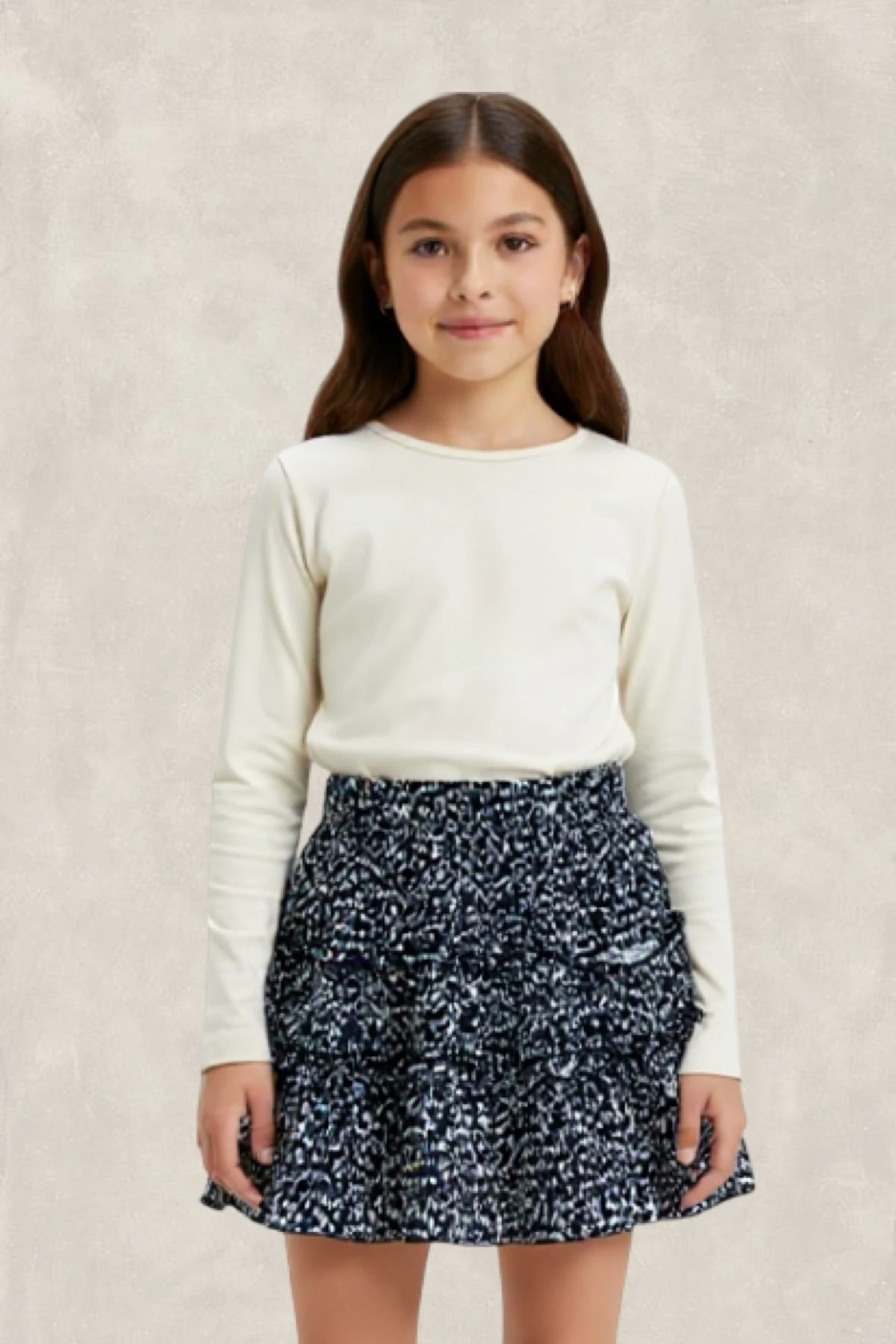 Küçük Beyaz Desenli Lacivert Fırfırlı Etek