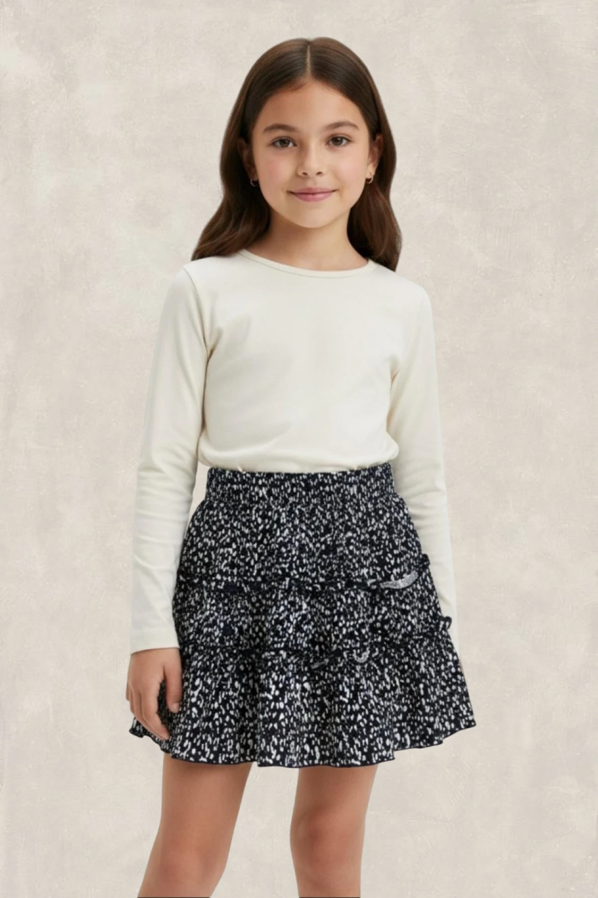 Çiçekli Fırfırlı Siyah Etek