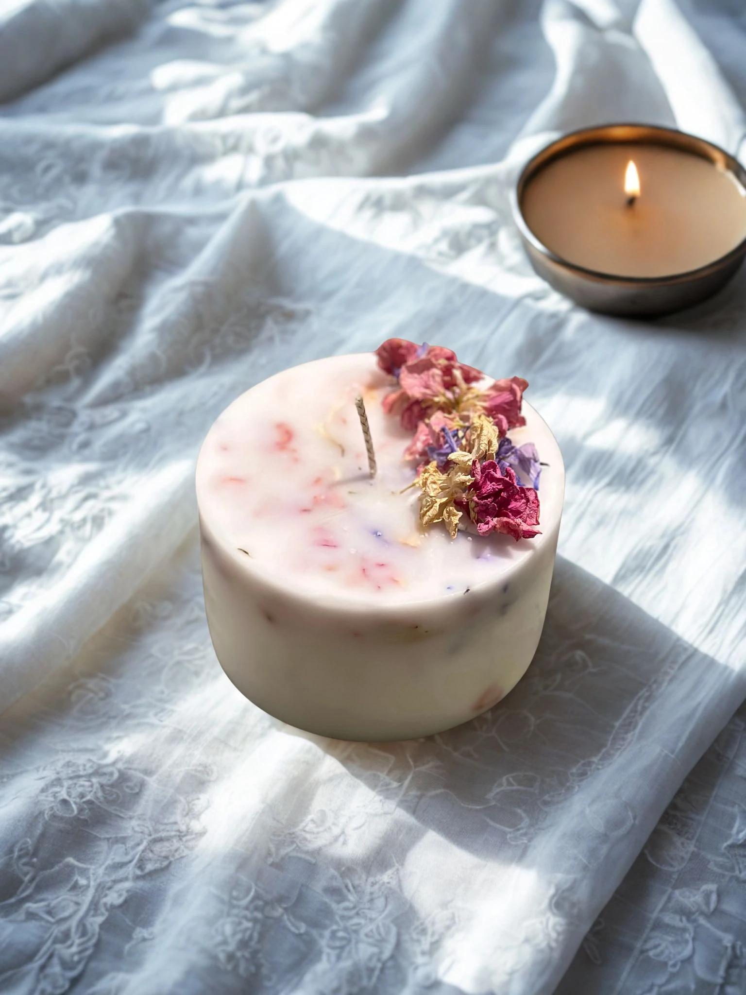 Özel Gün Çiçekleriyle Kişiye Özel Kuru Çiçek Mum