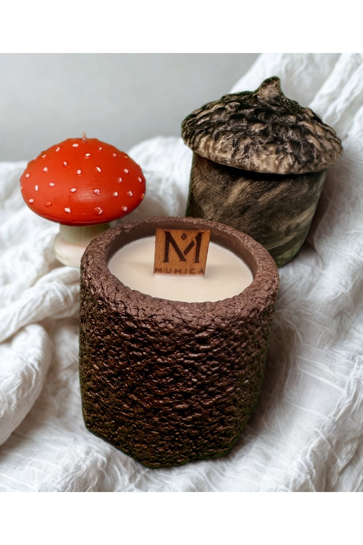 Vintage Tasarım El Yapımı Mum – Tarçın, Amber, Sandal & Limon Kokulu