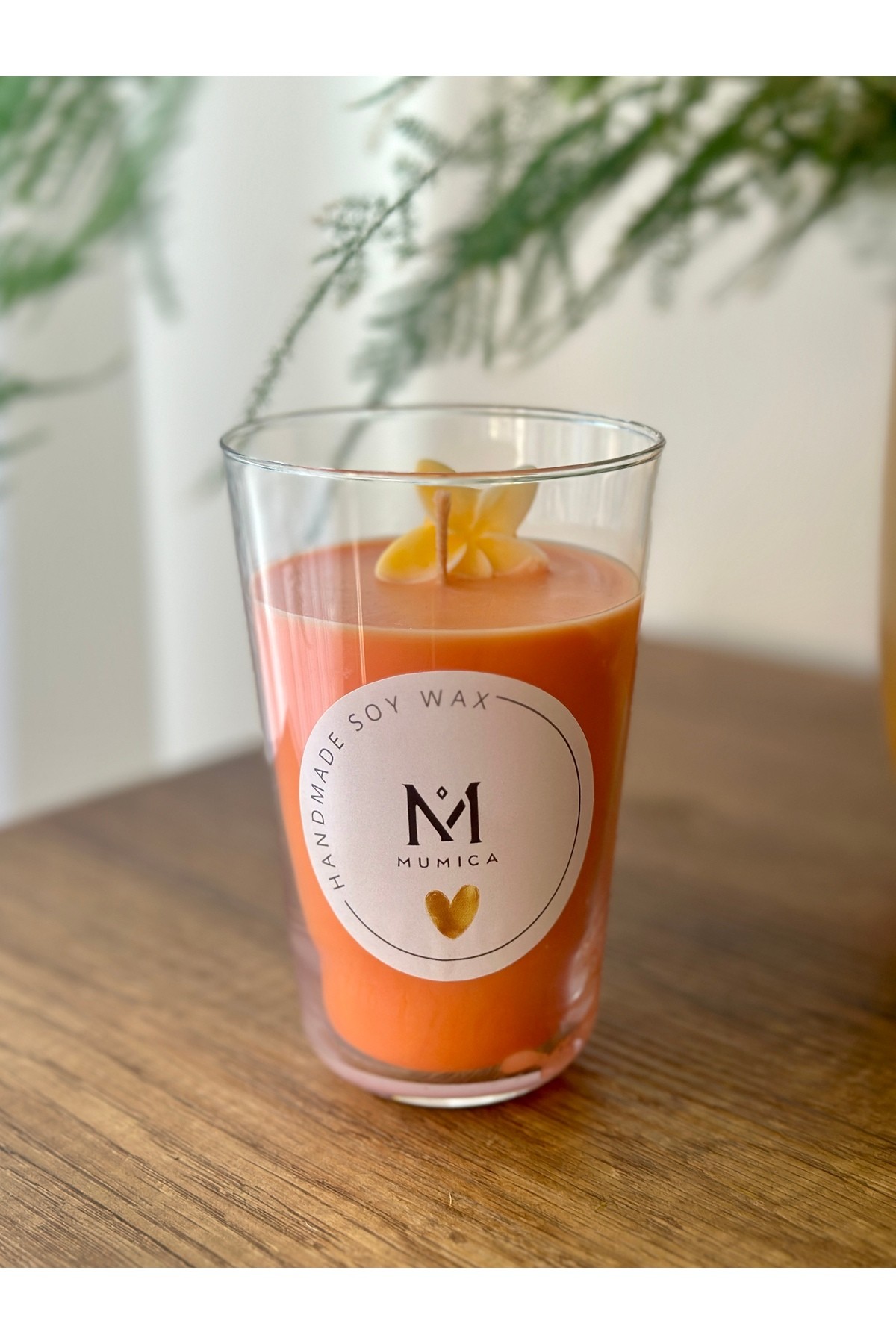 Yaz Tenimde Koleksiyonu – Tapınak Çiçeği Detaylı %100 El Yapımı Soya Mum
