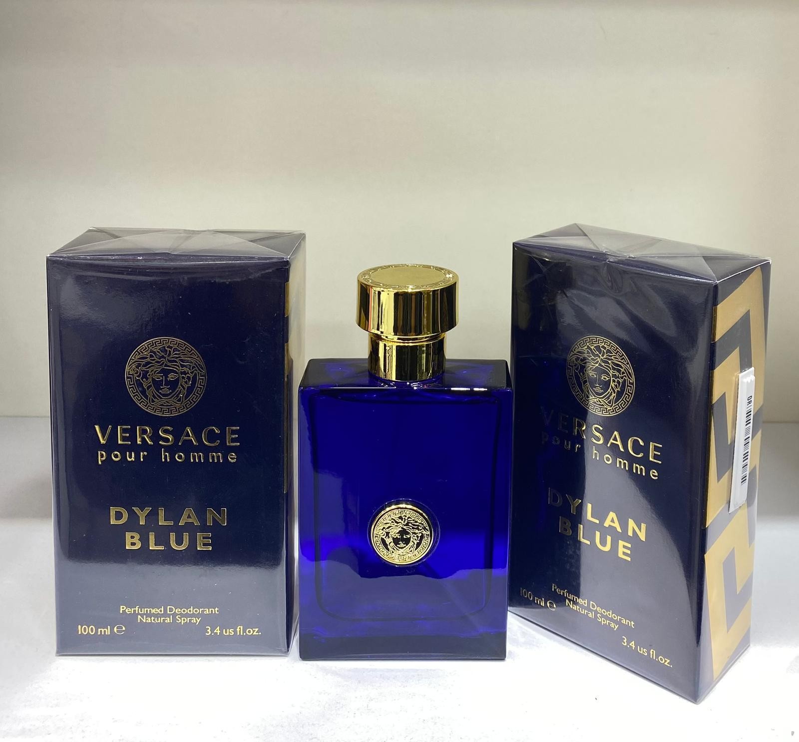 Versace Dylan Blue  Güçlü, Gizemli, Baştan Çıkarıcı