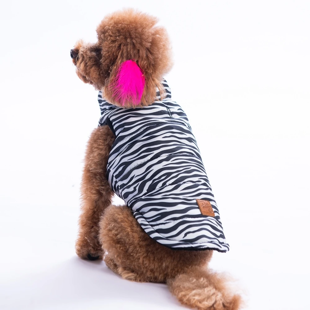 25107 Lodwar Street Yelek