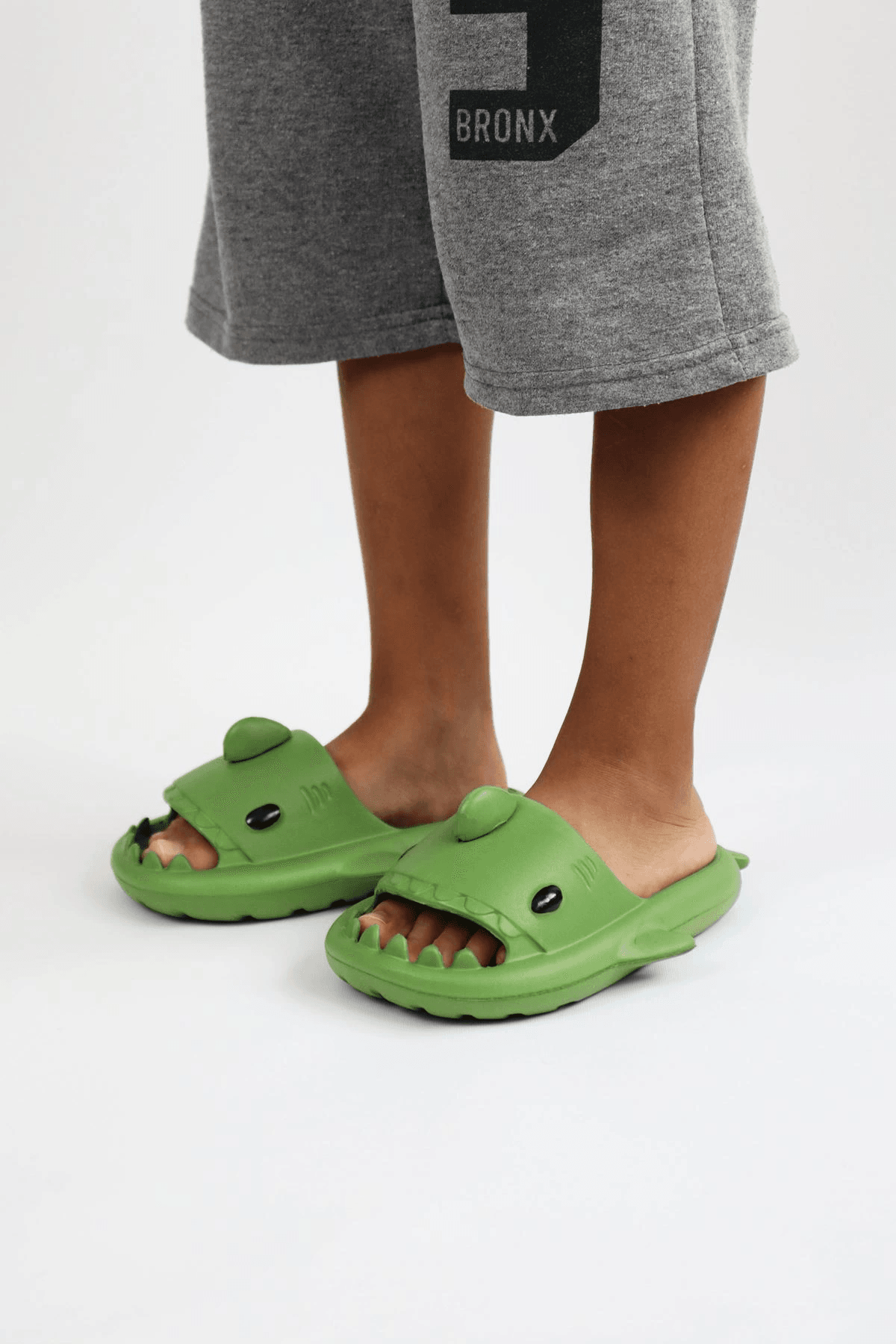 WG500 Köpekbalığı Haki Unisex Tam Ortopedik Terlik Shark Slides