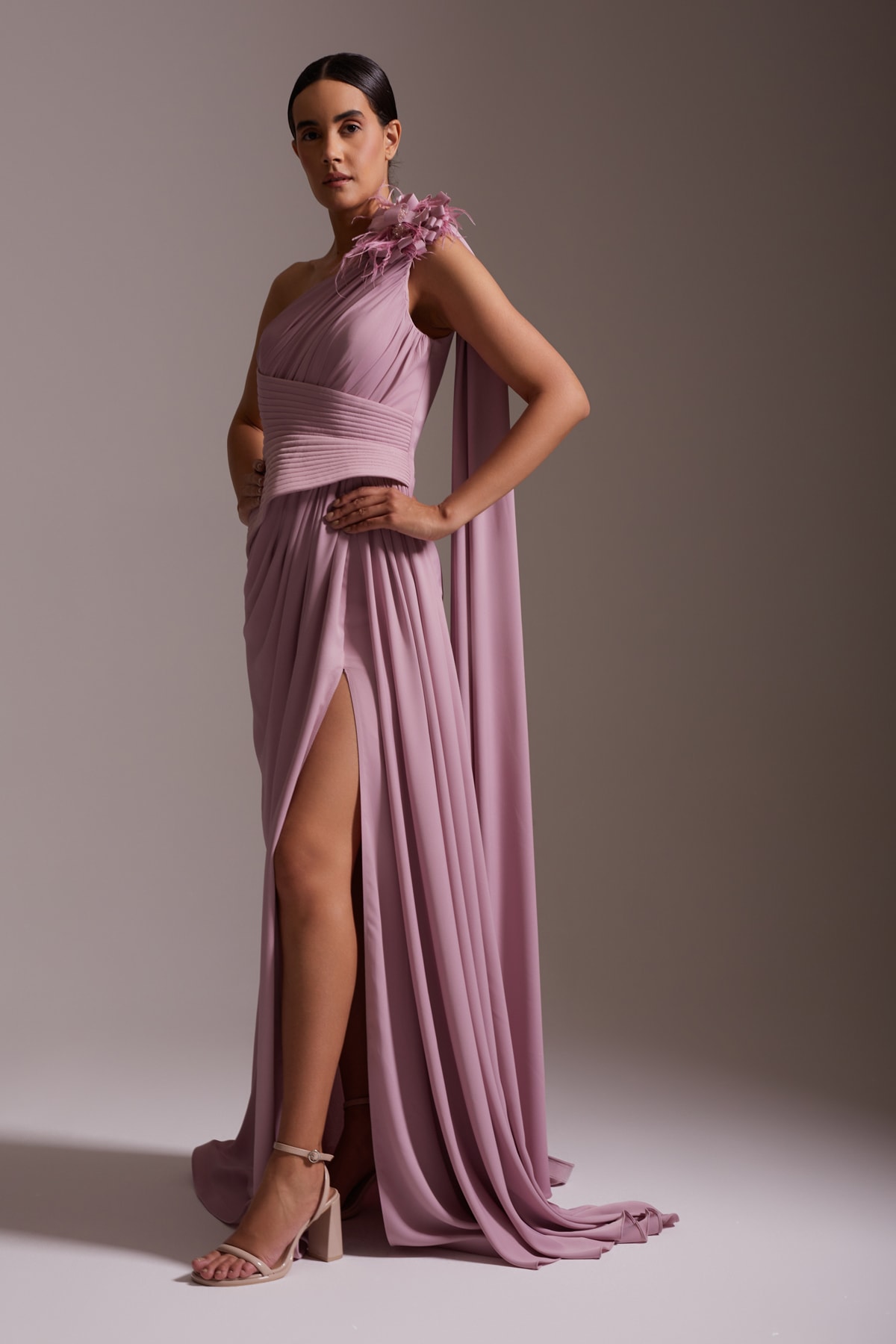 One Shoulder Floral Detailed Slit Chiffon Evening Dress Powder