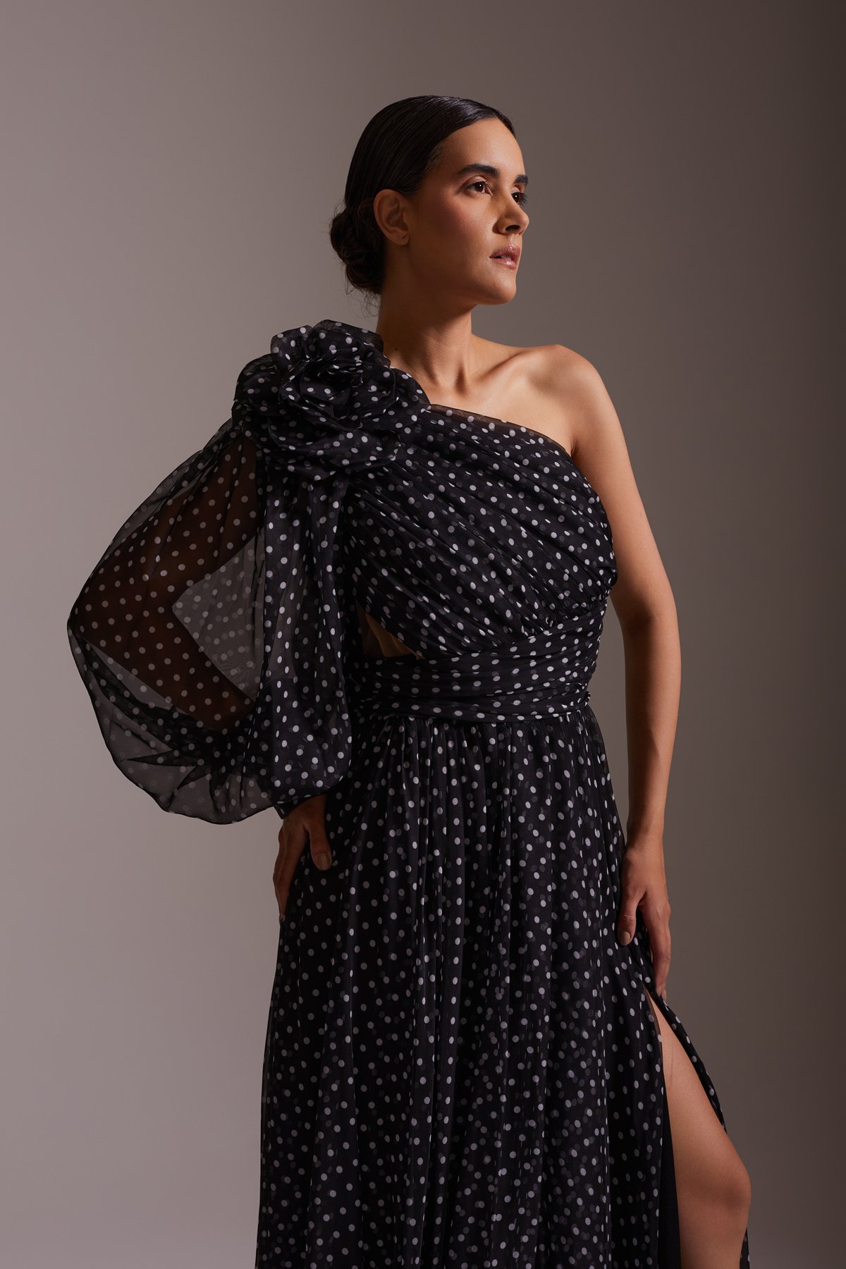 Polka Dot One Shoulder Slit Detailed Chiffon Long Evening Dress Black and White