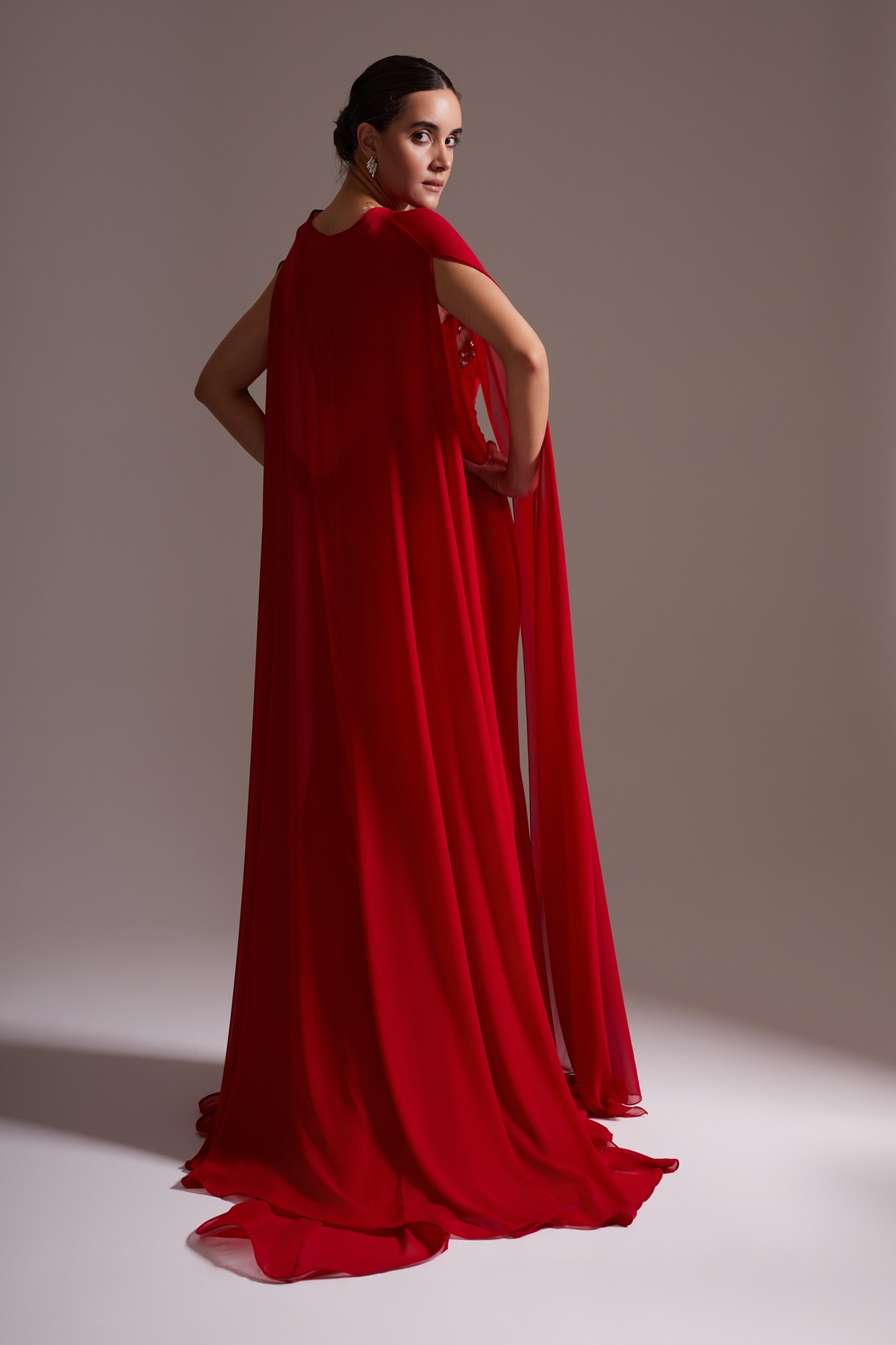 Stone Detailed Slit Chiffon Cape Evening Dress Red