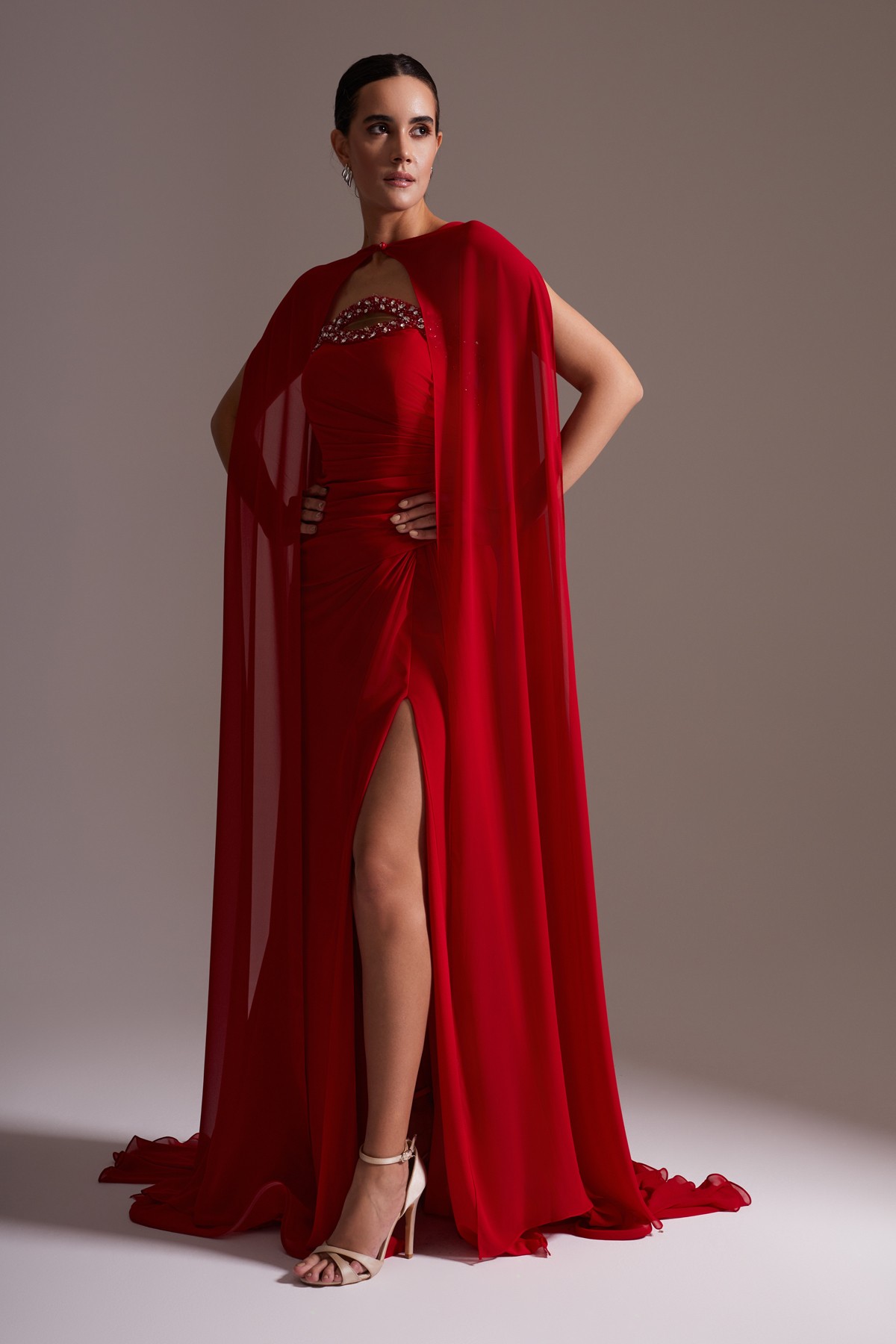 Stone Detailed Slit Chiffon Cape Evening Dress Red
