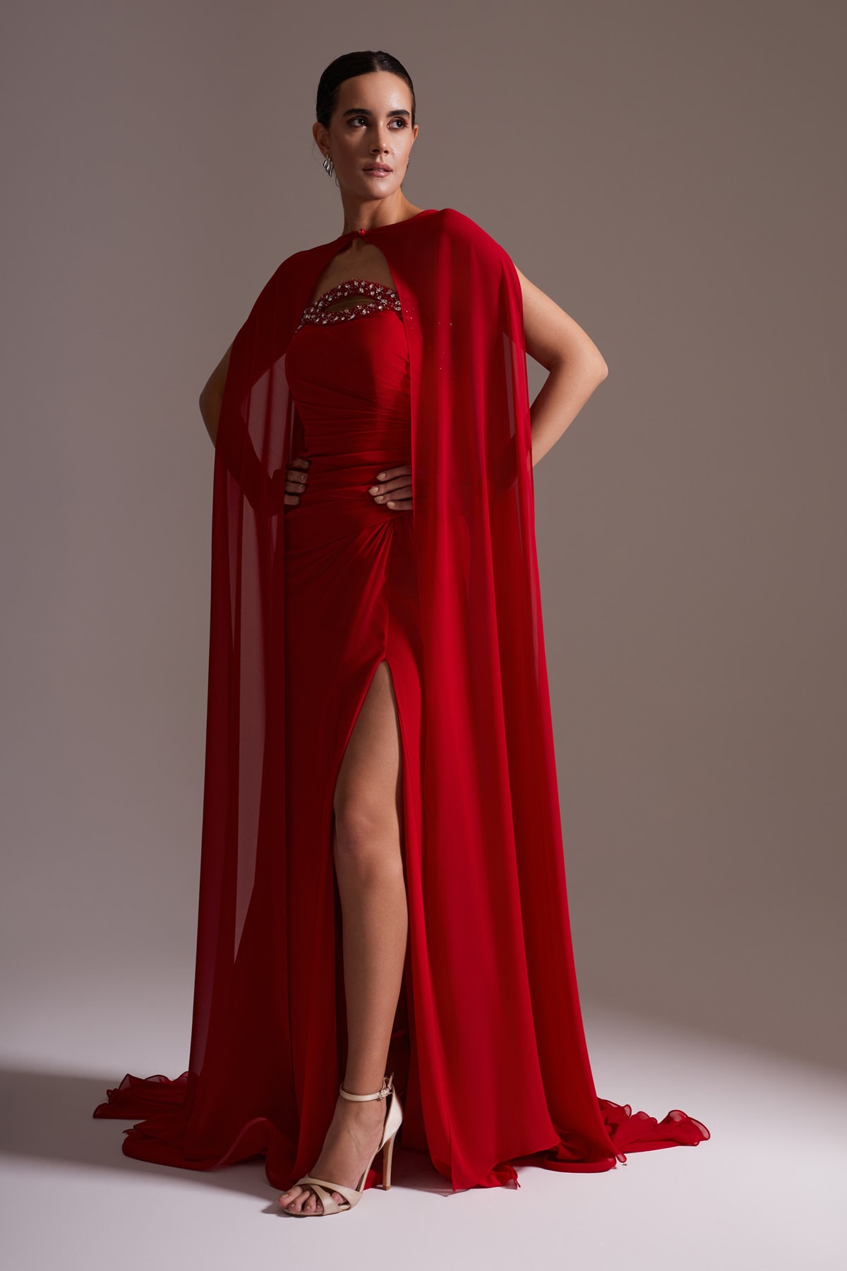 Stone Detailed Slit Chiffon Cape Evening Dress Red