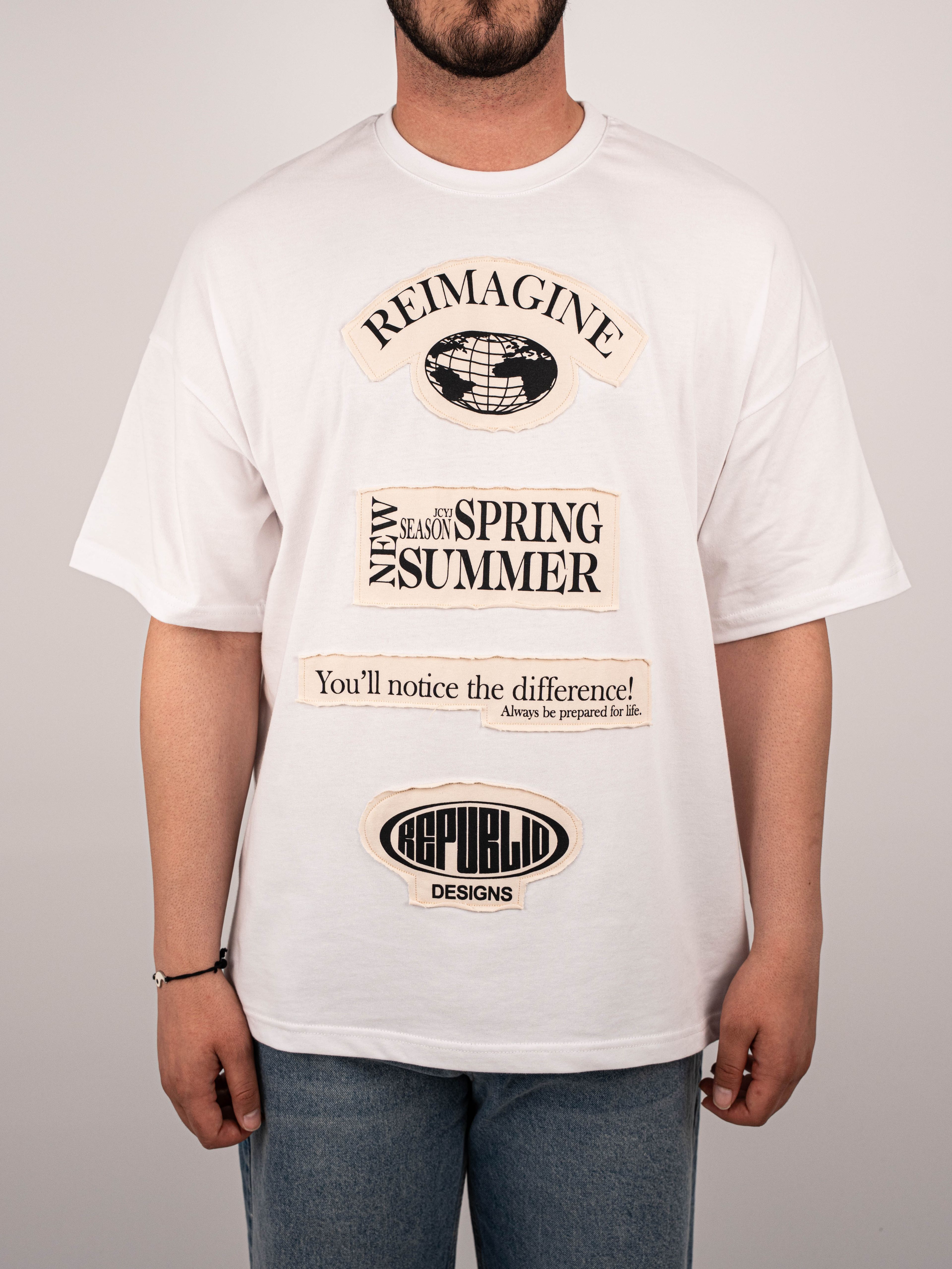 Beyaz Reimagine Tişört