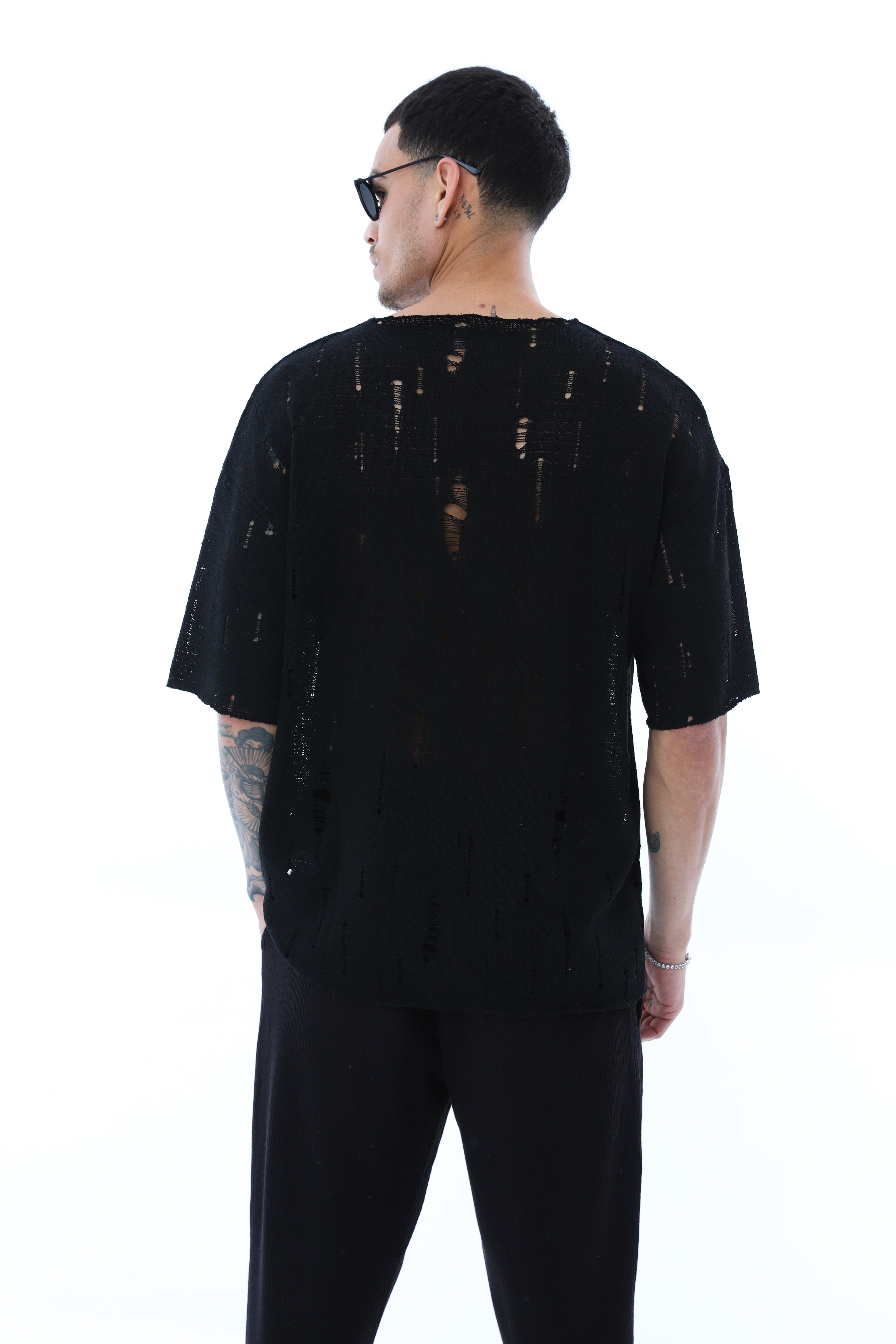 OVERSIZE  YIRTIK DETAYLI T-SHIRT