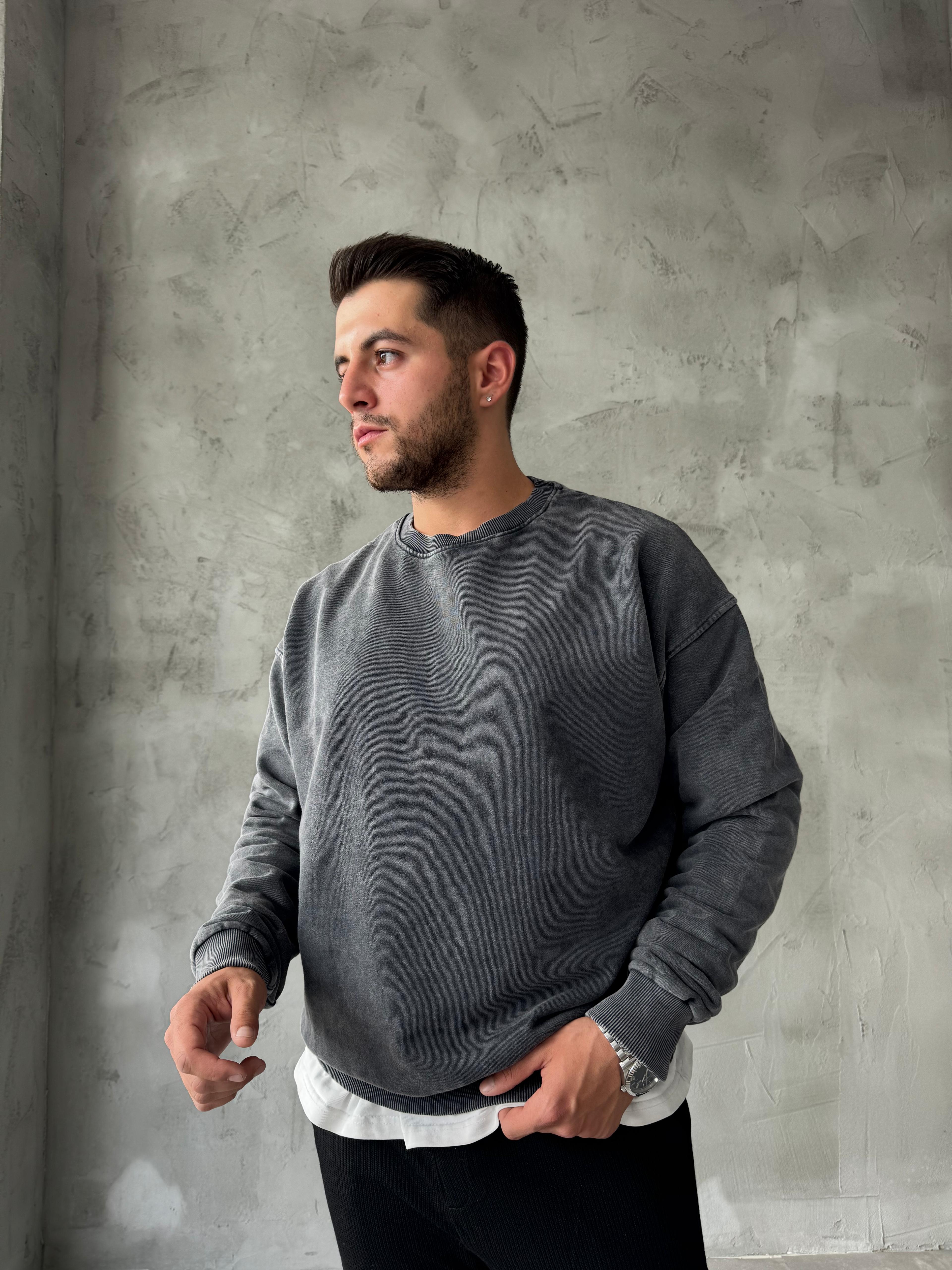 Antrasit Yıkamalı Basıc Oversize Sweatshirt