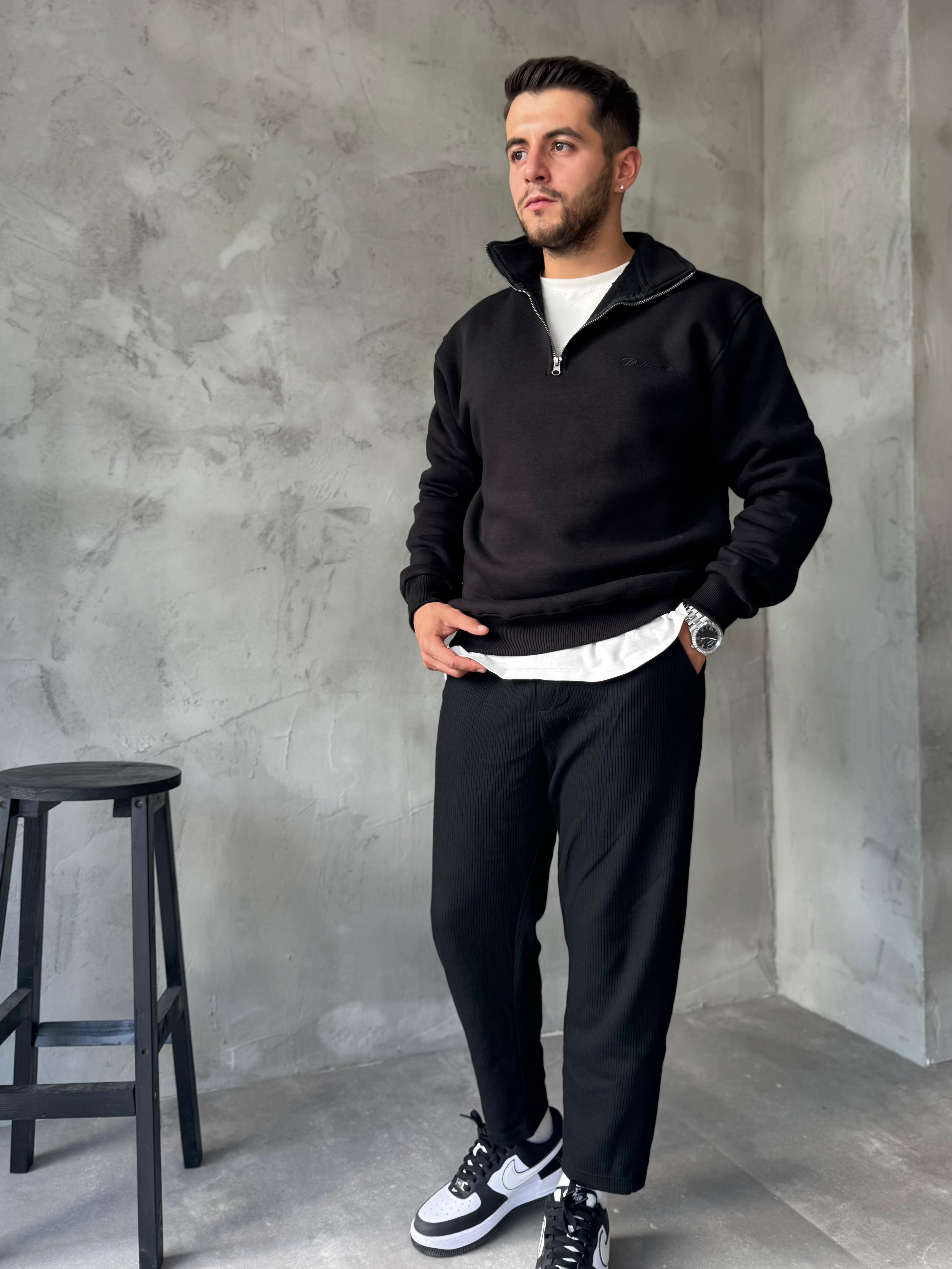 Siyah Yarım Fermuarlı Nakışlı Sweatshirt