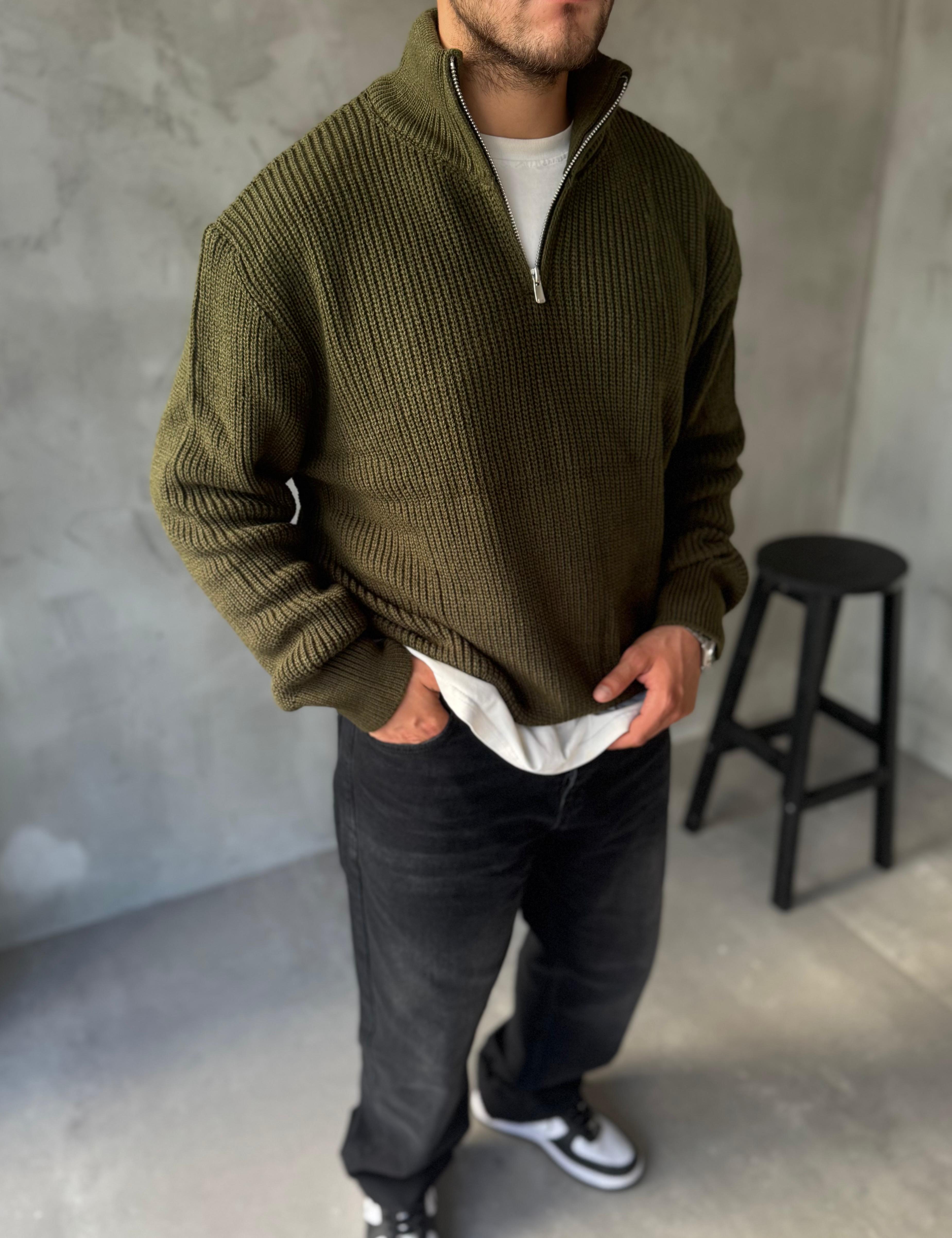 Haki Yarım Fermuarlı Oversize Örme Kazak