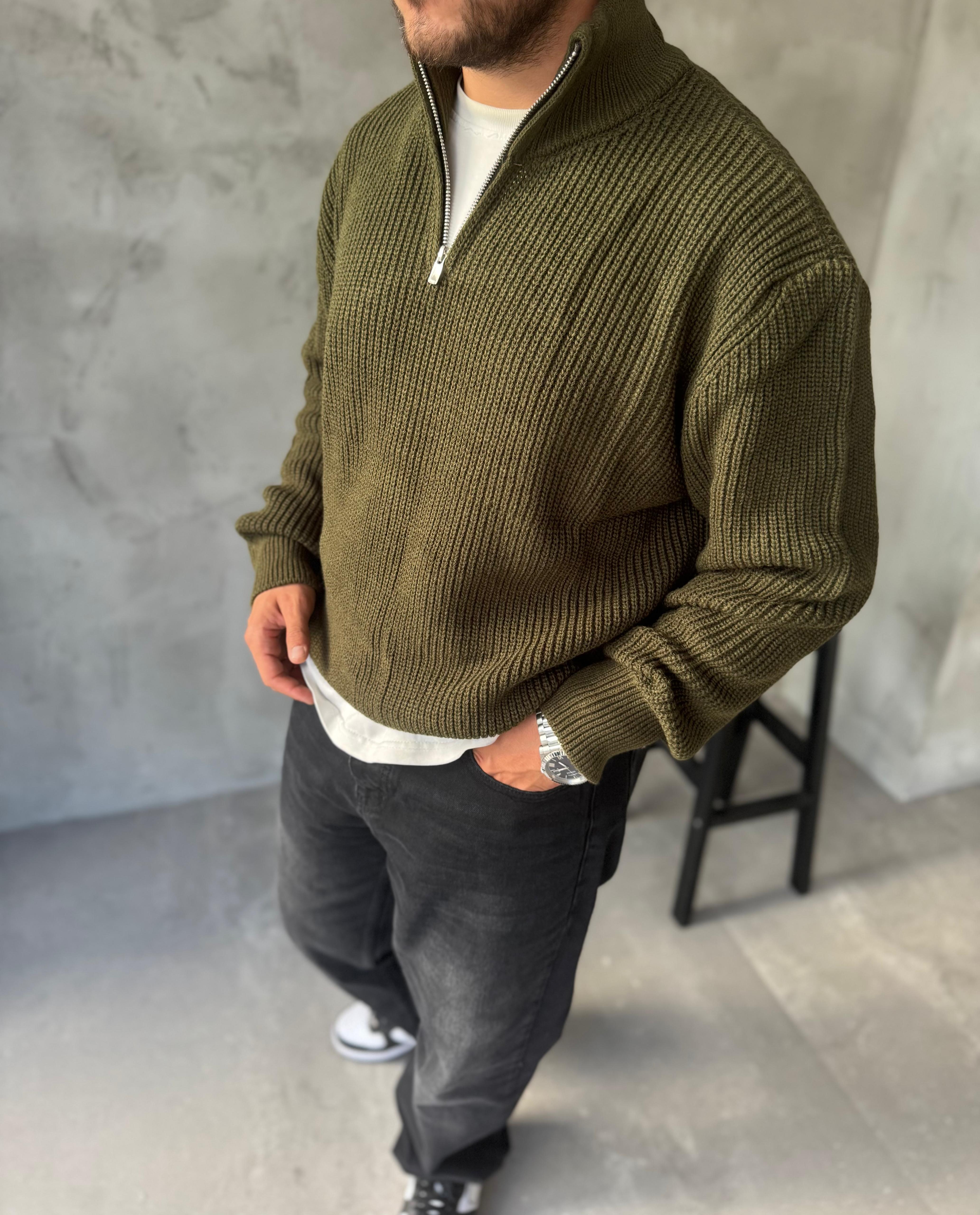 Haki Yarım Fermuarlı Oversize Örme Kazak