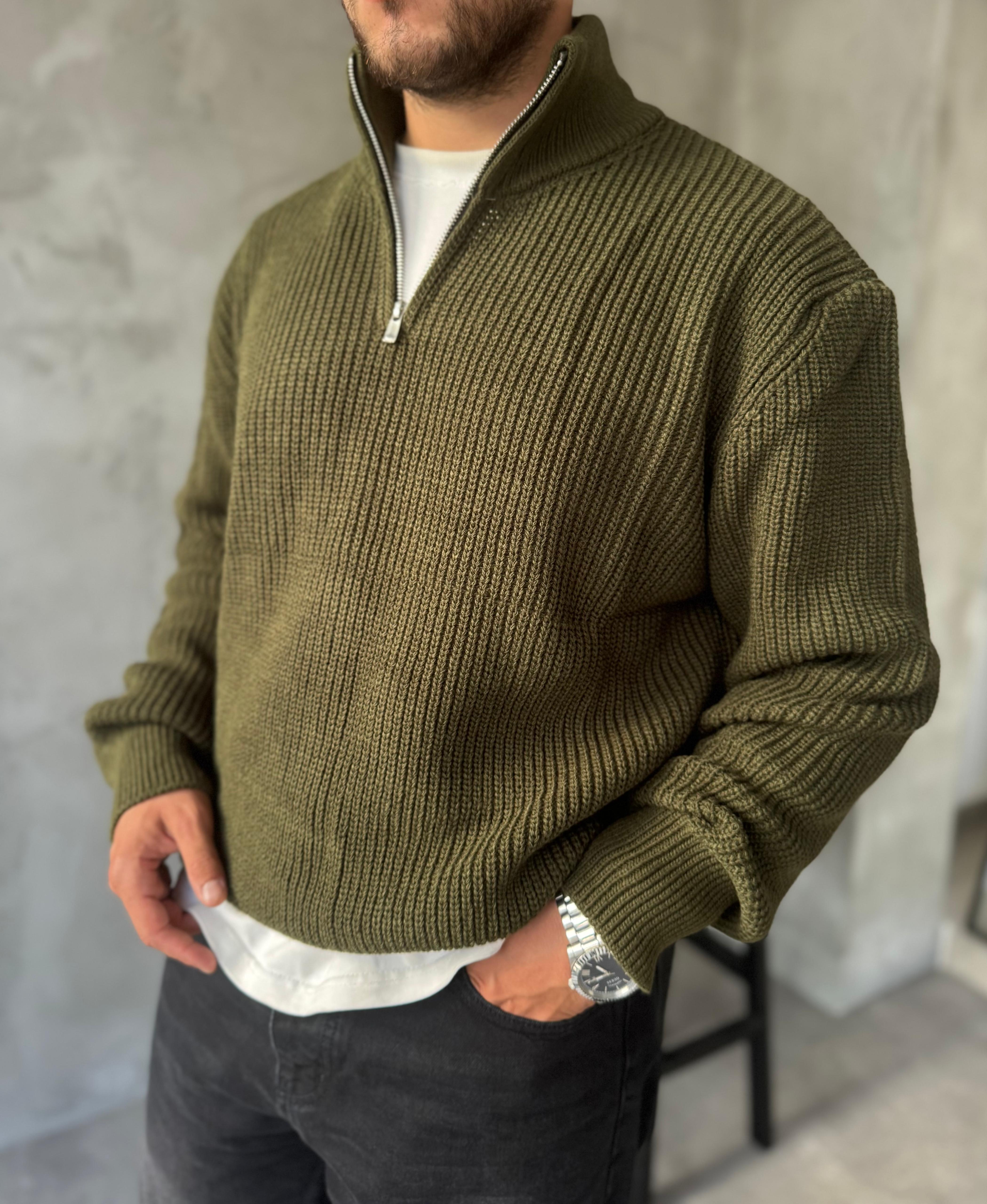 Haki Yarım Fermuarlı Oversize Örme Kazak