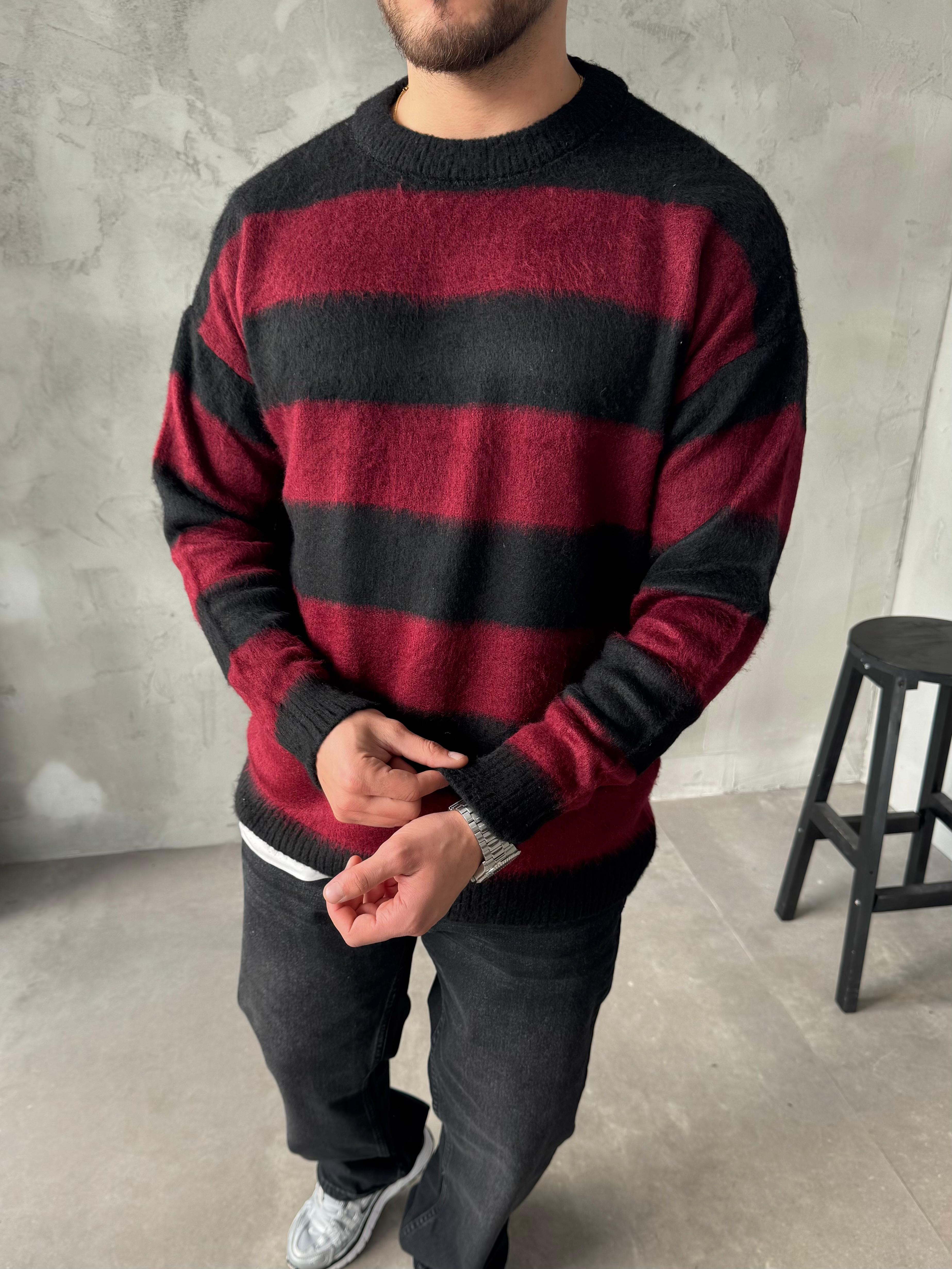 Bordo Şerit Detaylı Peluş Kazak