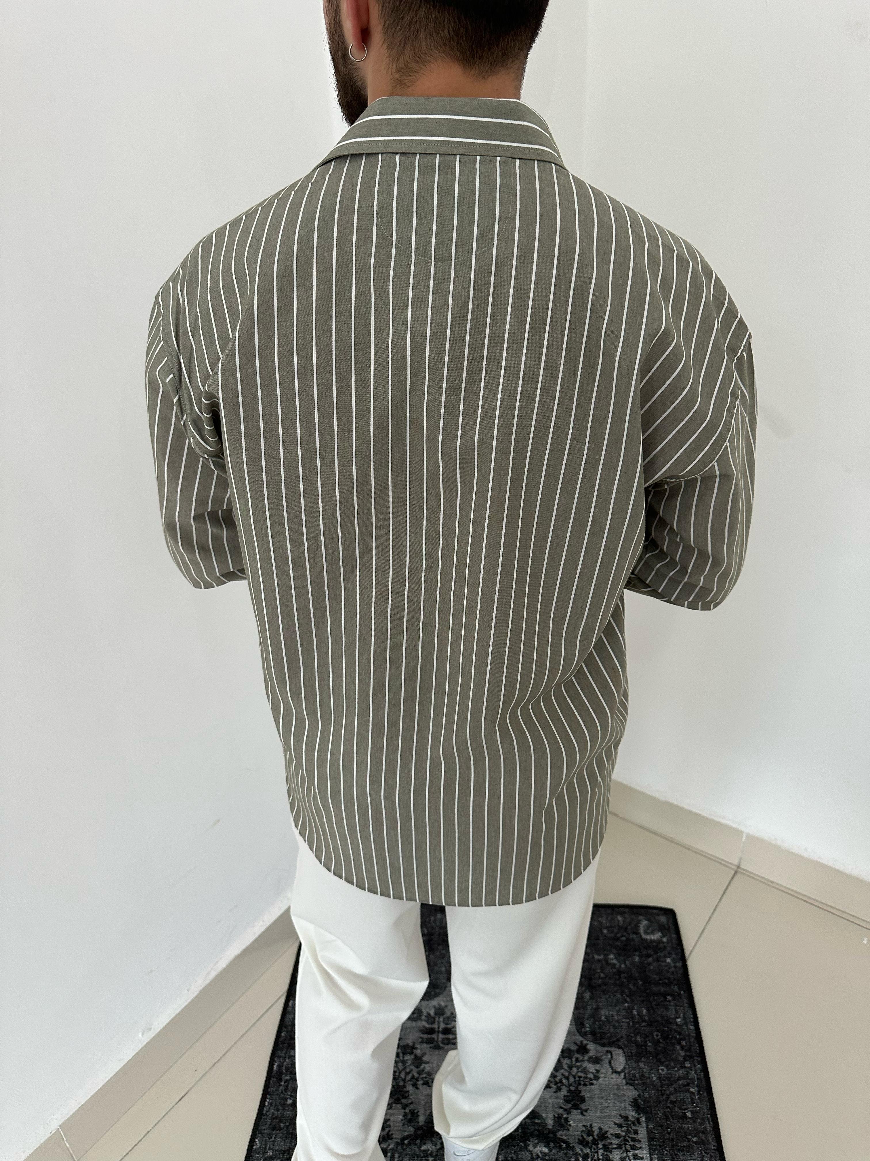 OVERSIZE ÇİZGİ DETAYLI GÖMLEK - HAKİ