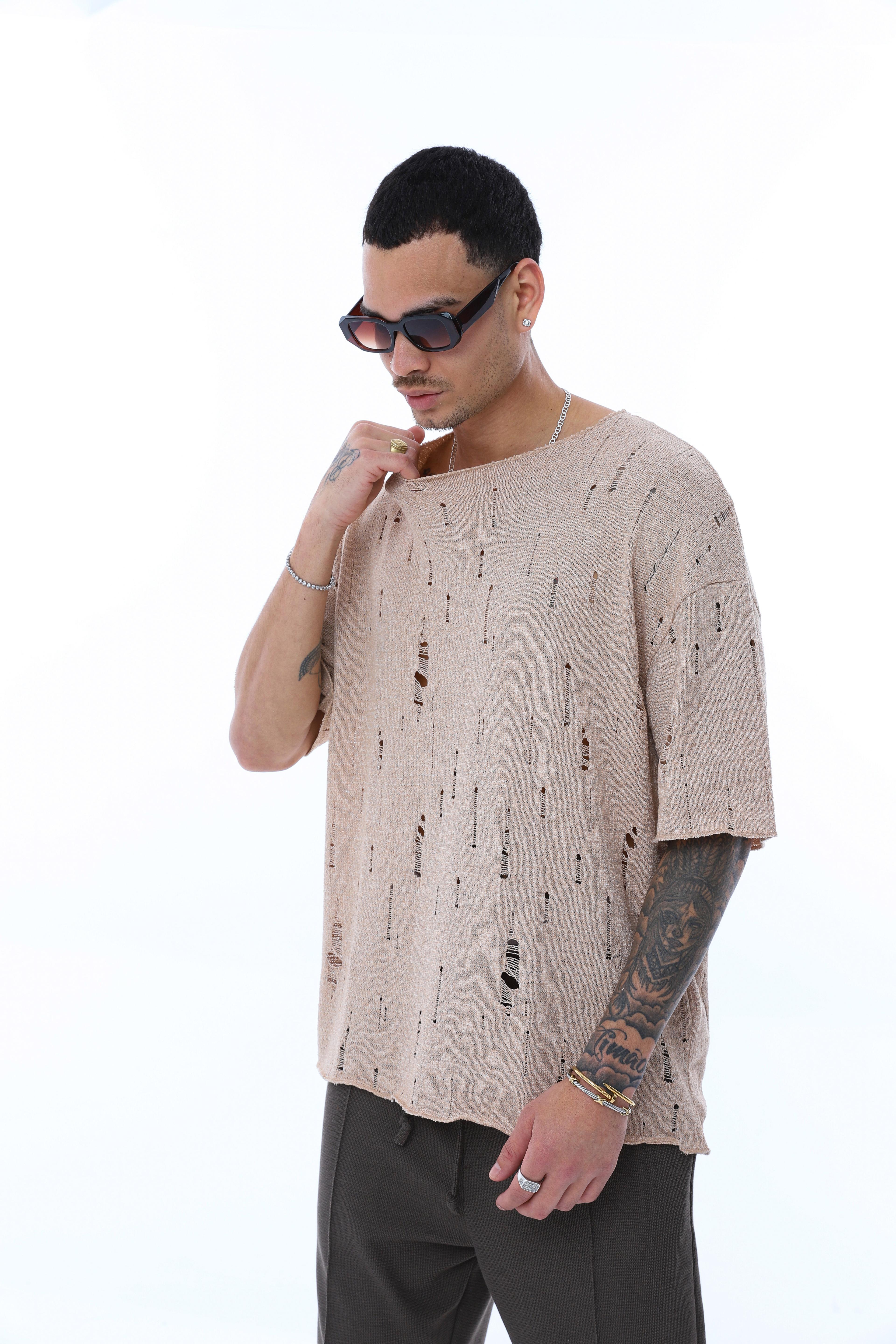 OVERSIZE  YIRTIK DETAYLI T-SHIRT - BEJ