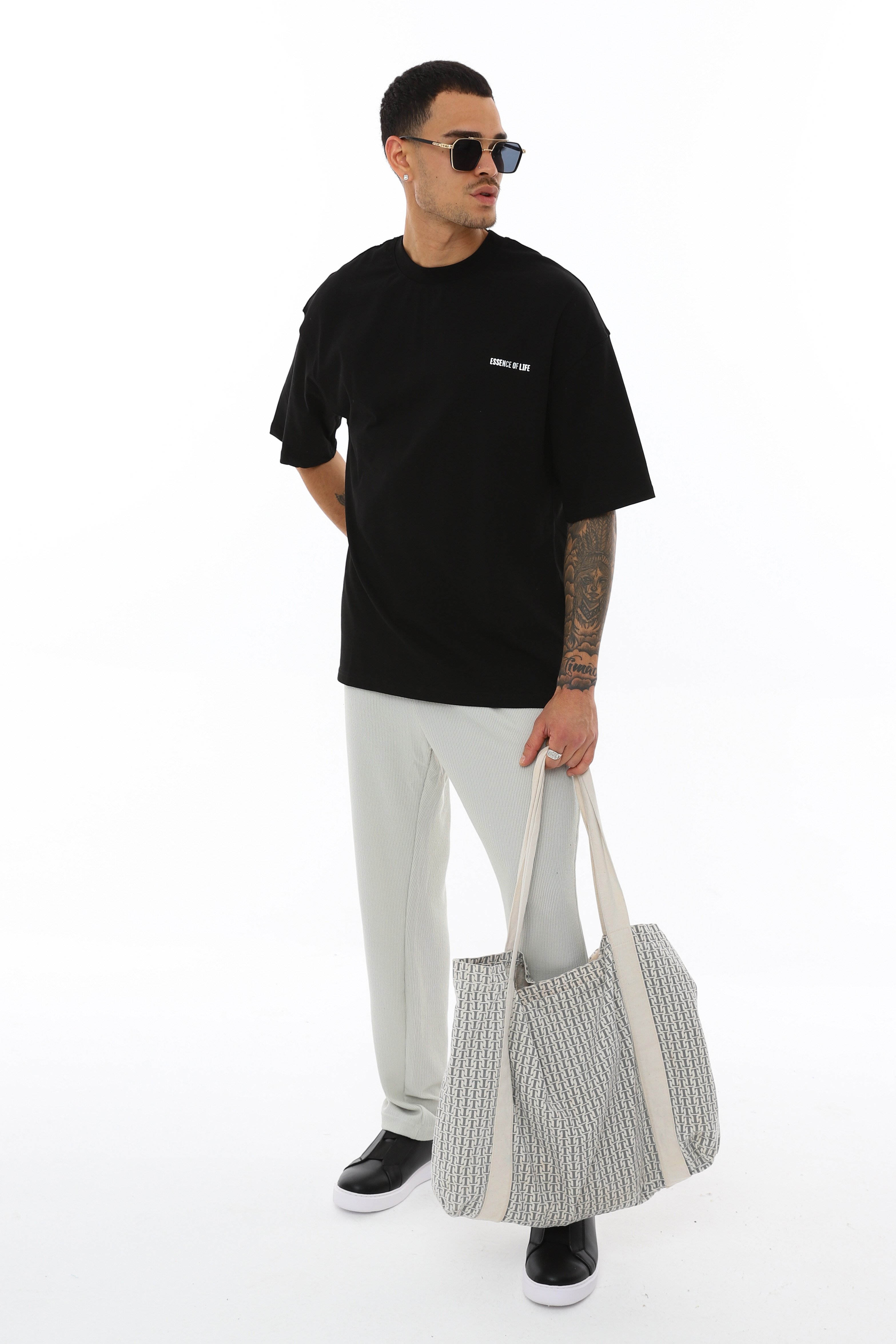 OVERSIZE ÖN BASKILI T-SHIRT - SİYAH