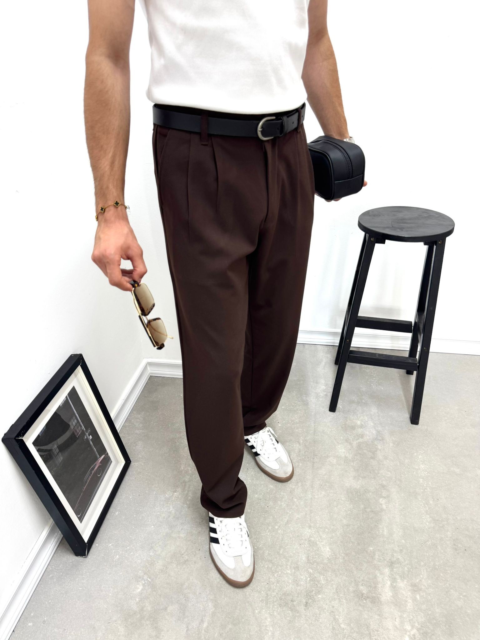 PİLELİ BAGGY KUMAŞ PANTOLON - KAHVERENGİ