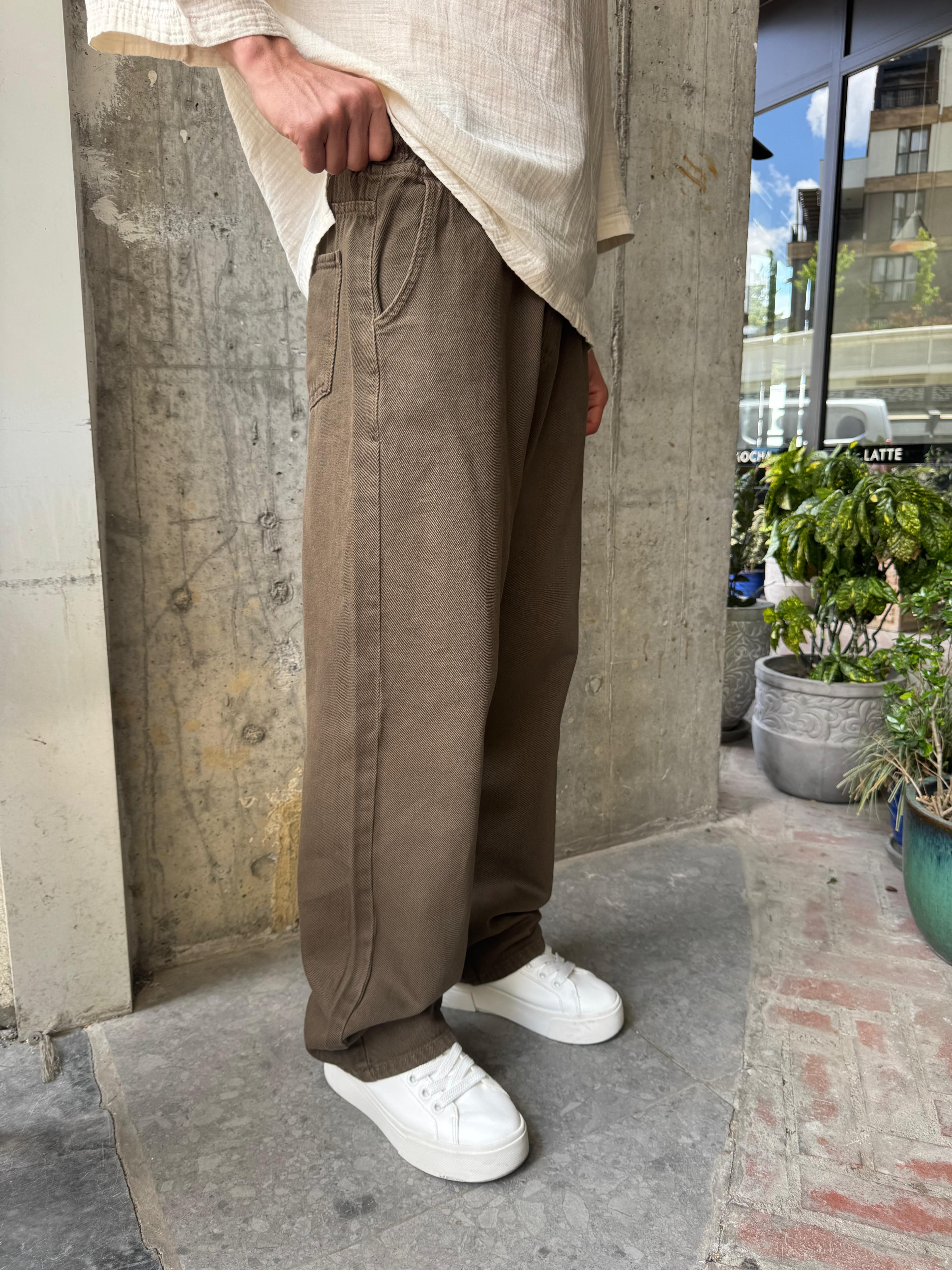 GABARDİN KUMAŞ BAGGY KALIP PANTOLON - KAHVERENGİ