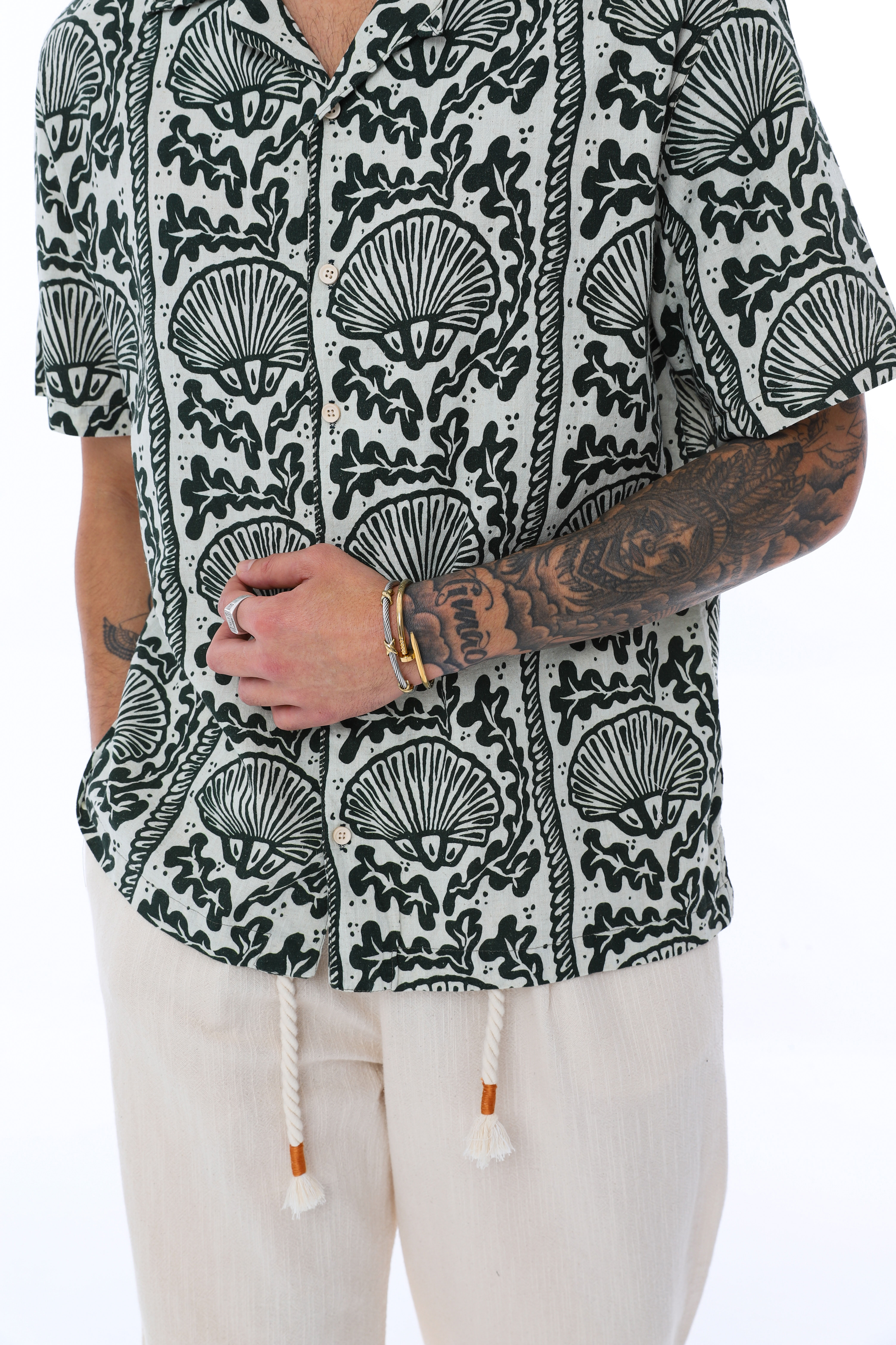 DESENLİ KISA KOLLU KETEN GÖMLEK - HAKİ