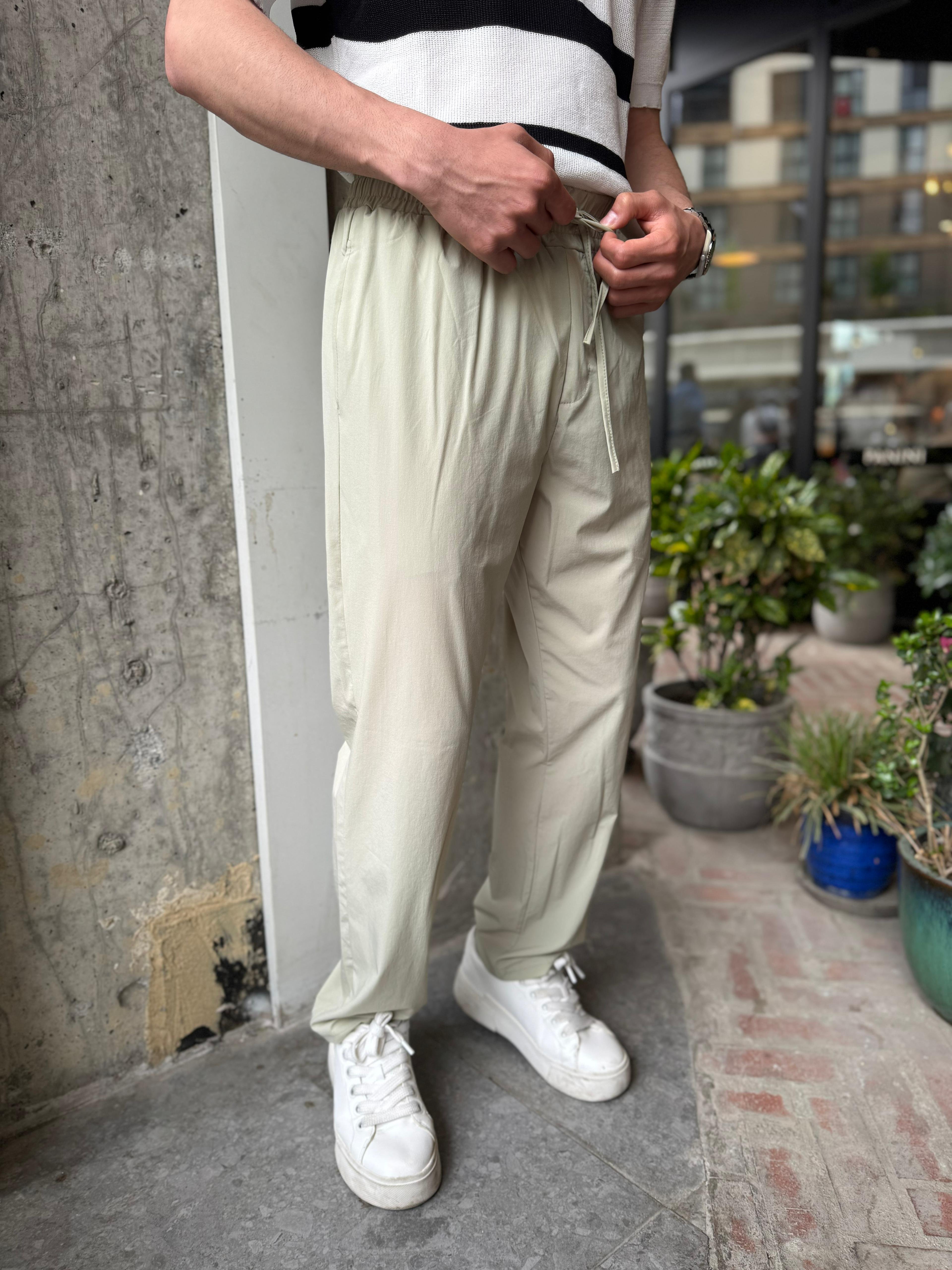 PARAŞÜT KUMAŞ İNCE JOGGER  - .ÇAĞLA YEŞİL