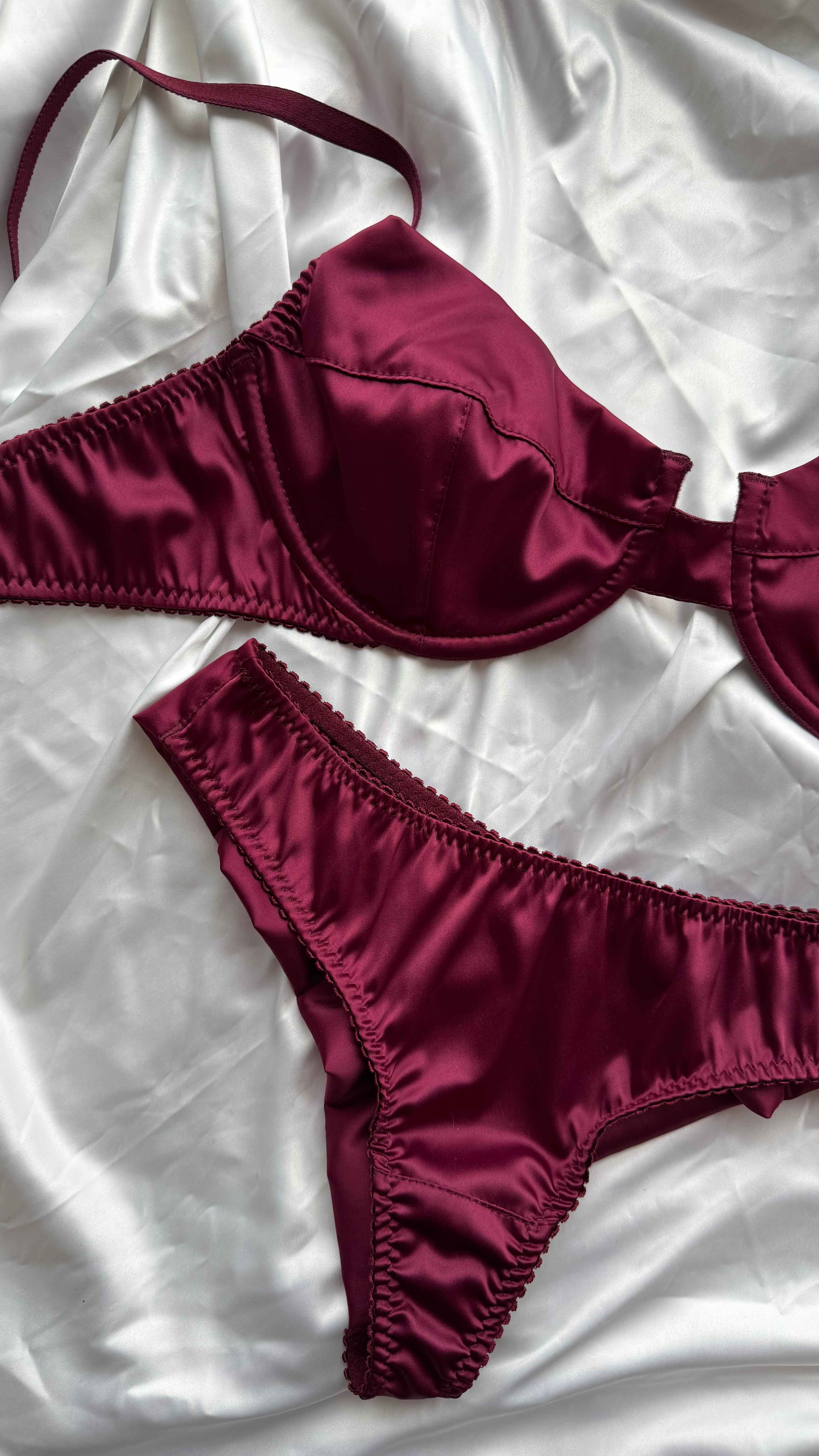 Brasilian Külot Bordo Jaklin 03-013