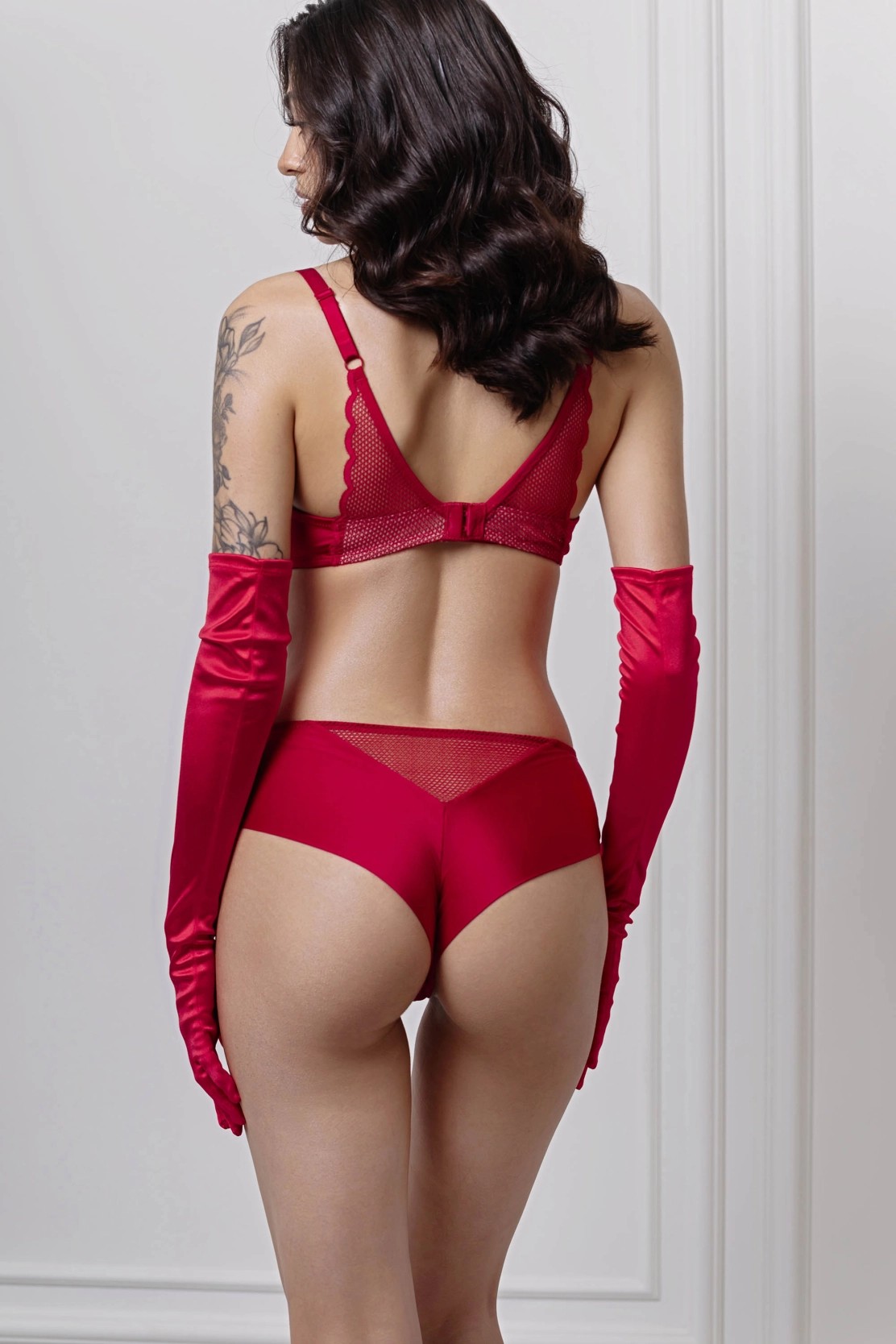 810-24 Kıpkırmızı Brasiliana Obrana