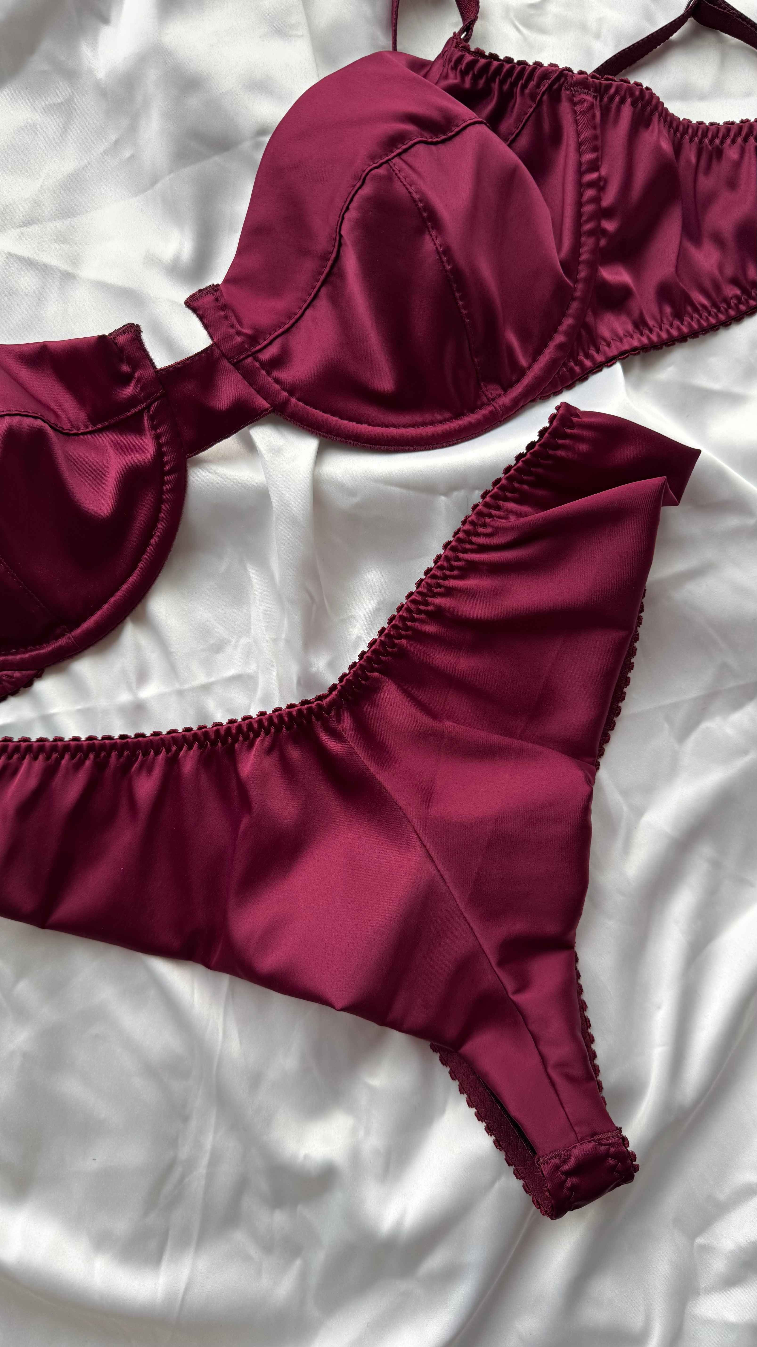 Brasilian Külot Bordo Jaklin 03-013