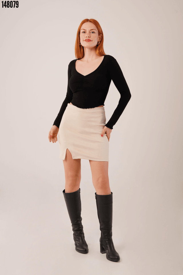 Geniş Yaka Basic Body Bluz