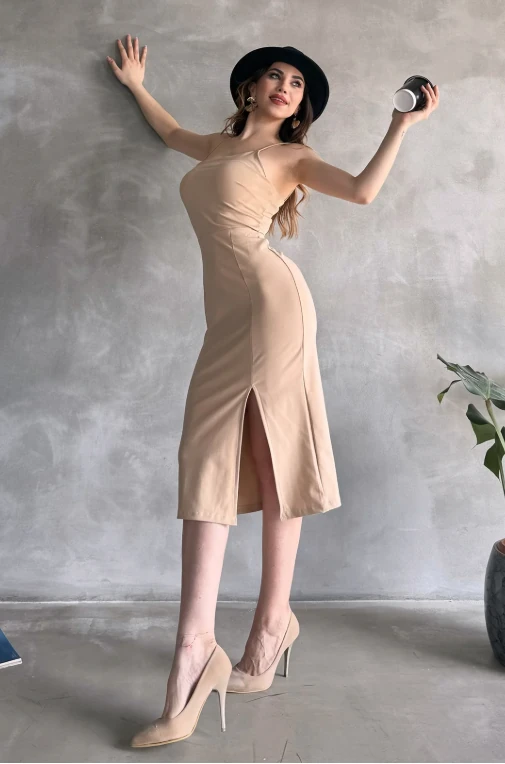 İp Askılı Yırtmaç Detaylı Midi Boy Dalgıç Elbise