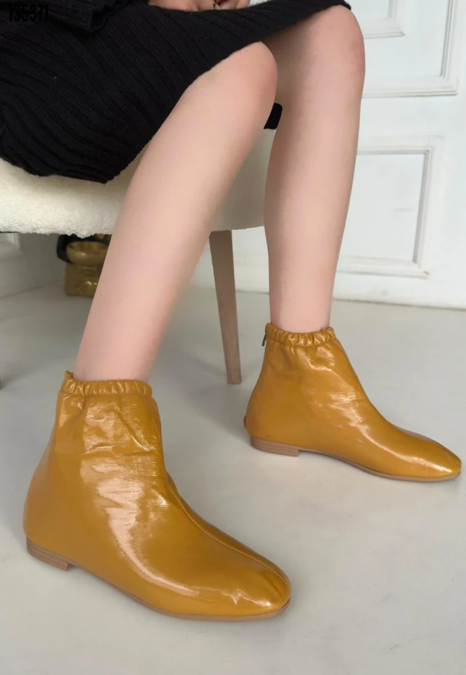 Kadın Barxi Rugan Bot