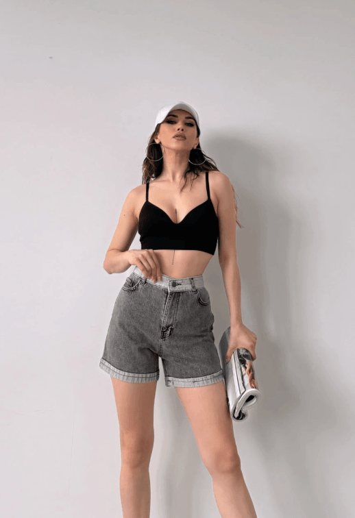 Duble Paça Yıkamalı Cepli Denim Şort