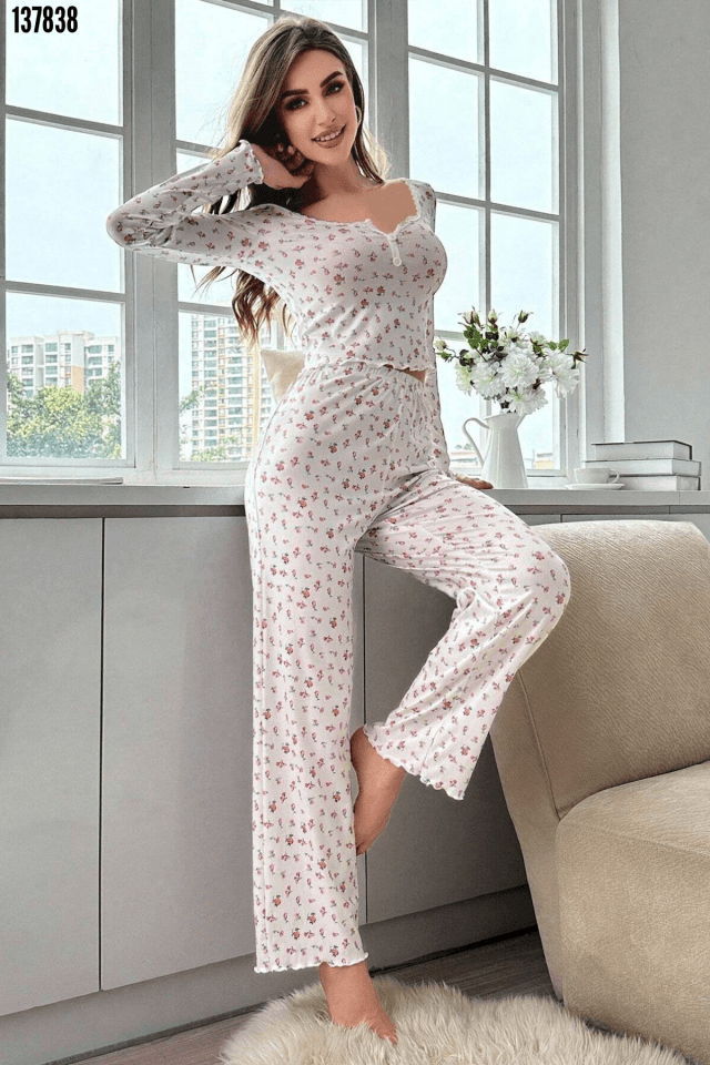 Yaz Romantizmi Kısa Kollu Pijama Takımı