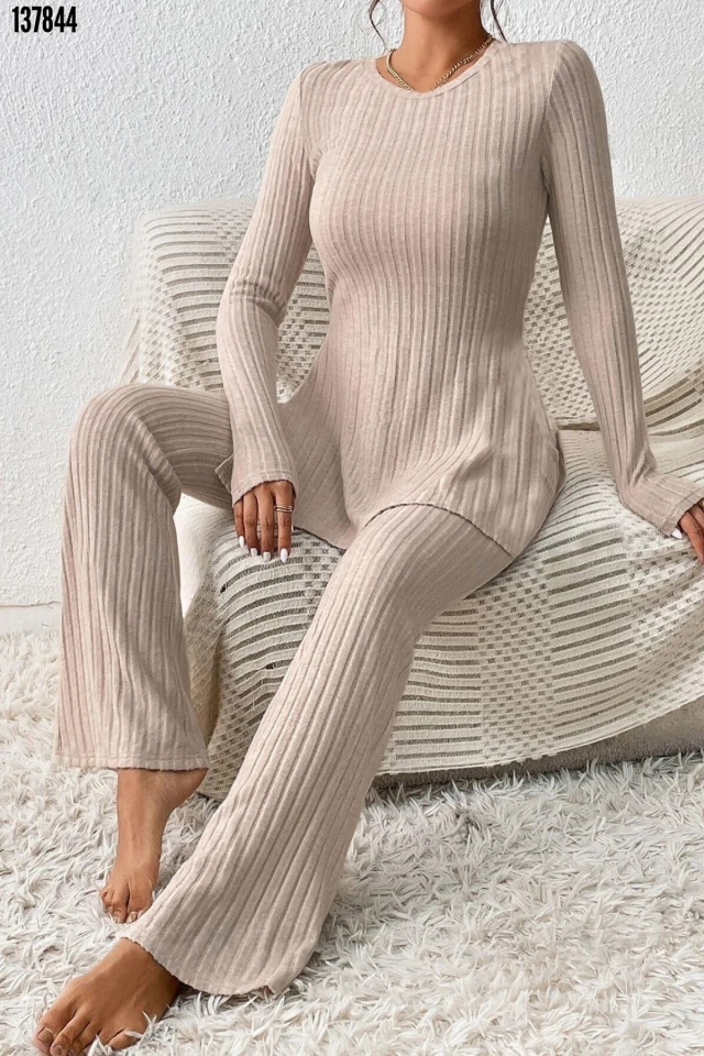 Fitilli Yırtmaç Detaylı Uzun Pijama Takımı