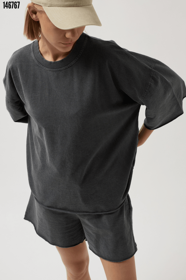 Oversize Lazer Kesim Bisiklet Yaka TShirt