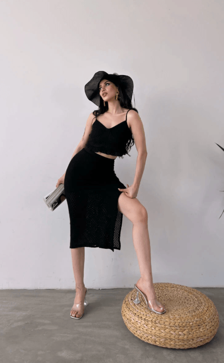 Fırfır Detaylı Crop Bluz Ve Etek Triko İkili Takım