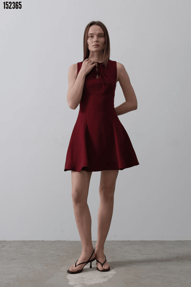Fiyonk Detay Sıfır Kollu Mini Elbise - Bordo