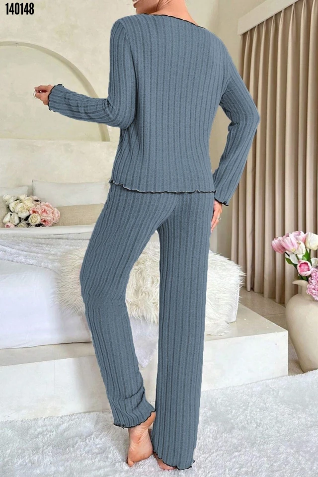 Uzun Kollu Pamuklu Pijama Takımı