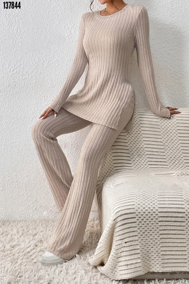 Fitilli Yırtmaç Detaylı Uzun Pijama Takımı