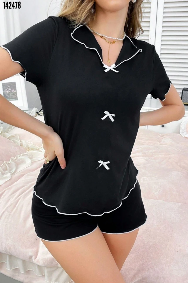 Pamuklu Beyaz Kurdale Detaylı Şortlu Pijama Takımı