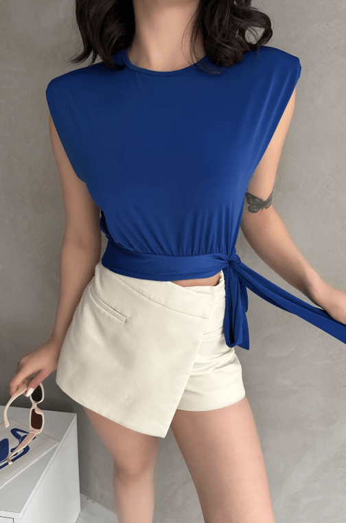 Omuzu Vatkalı Beli Kuşaklı Bluz